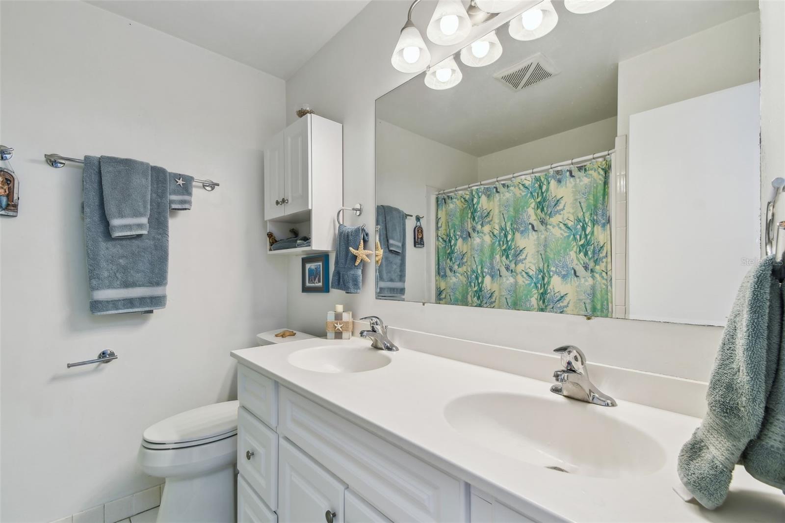 Image 22 of 48 For 854 Sky Loch Drive N