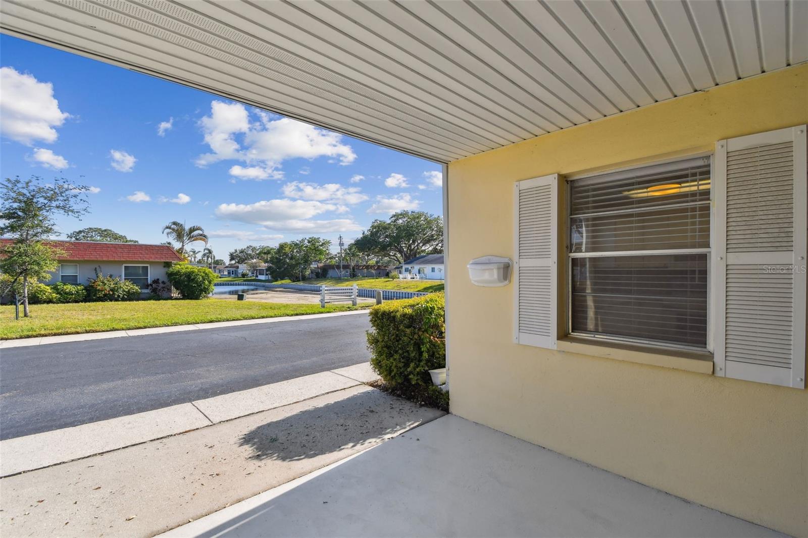 Image 30 of 48 For 854 Sky Loch Drive N