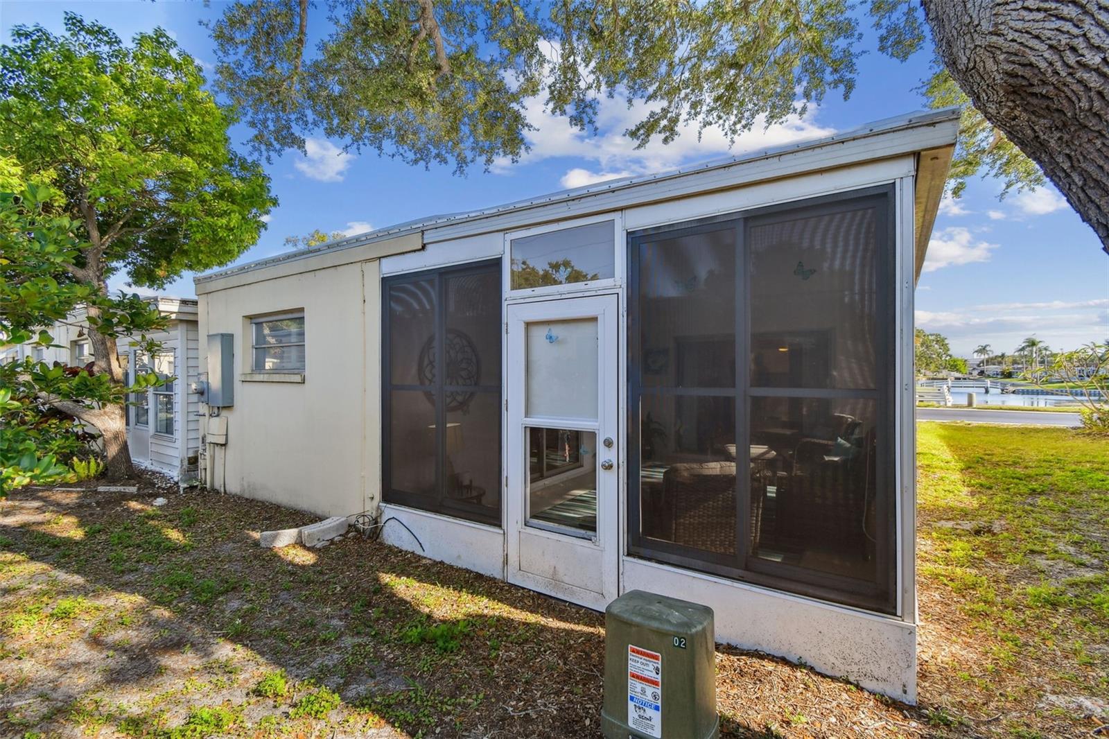 Image 32 of 48 For 854 Sky Loch Drive N
