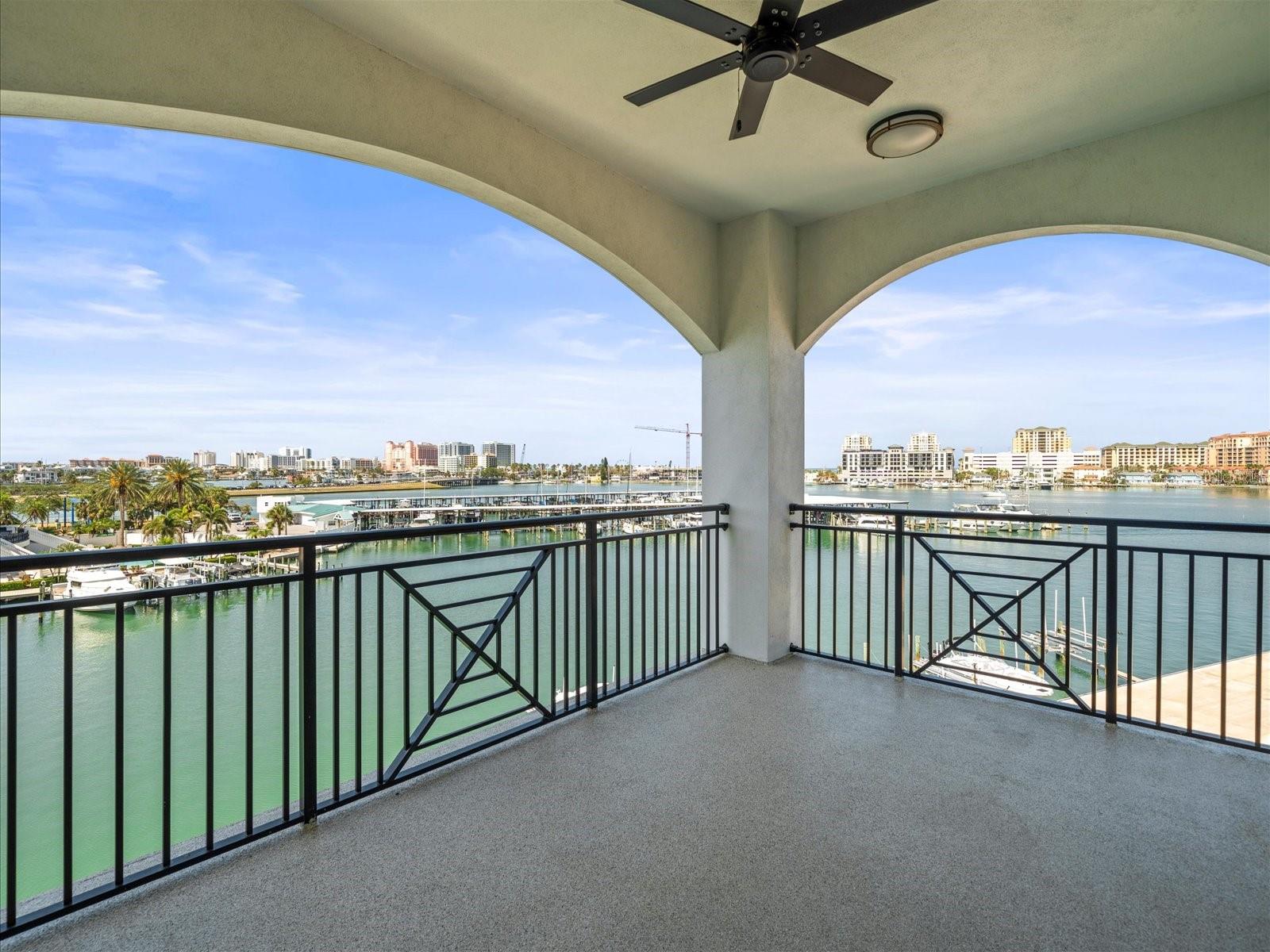 Image 5 of 71 For 211 Dolphin Point 403