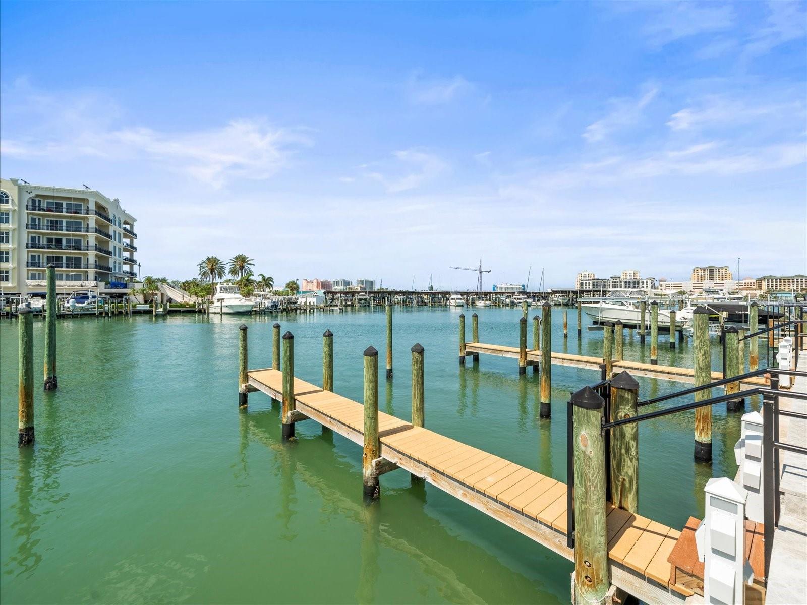 Image 56 of 71 For 211 Dolphin Point 403