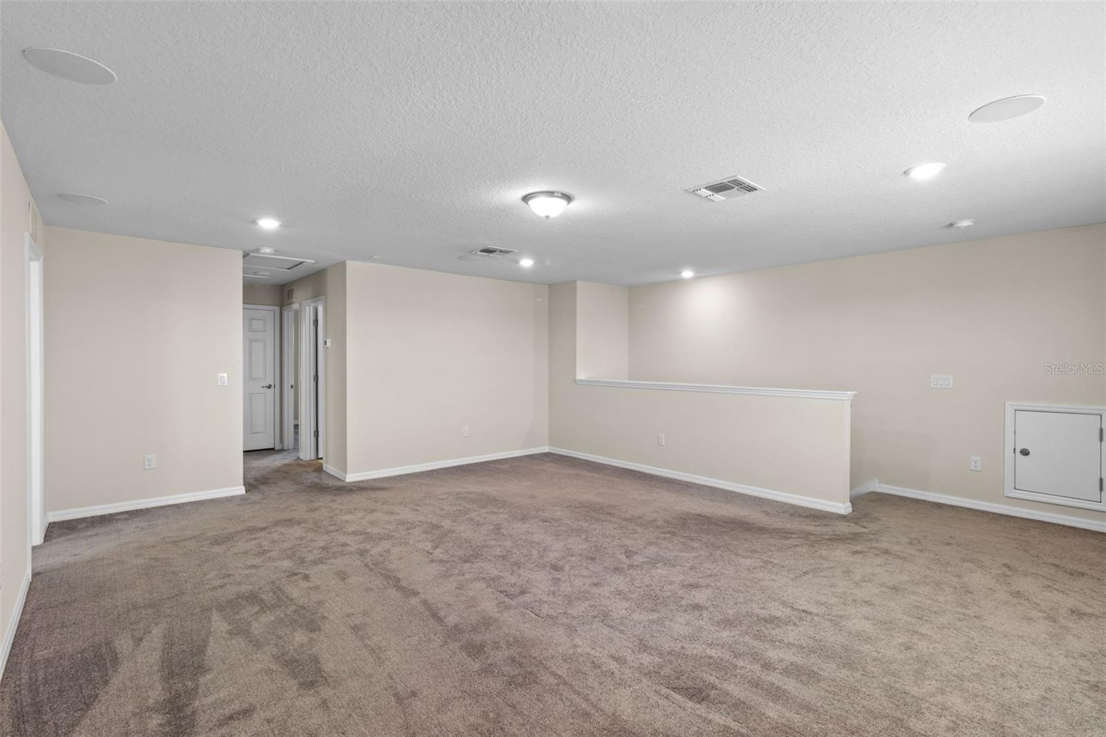 Listing photo id 27 for 13871 Carlow Park Drive