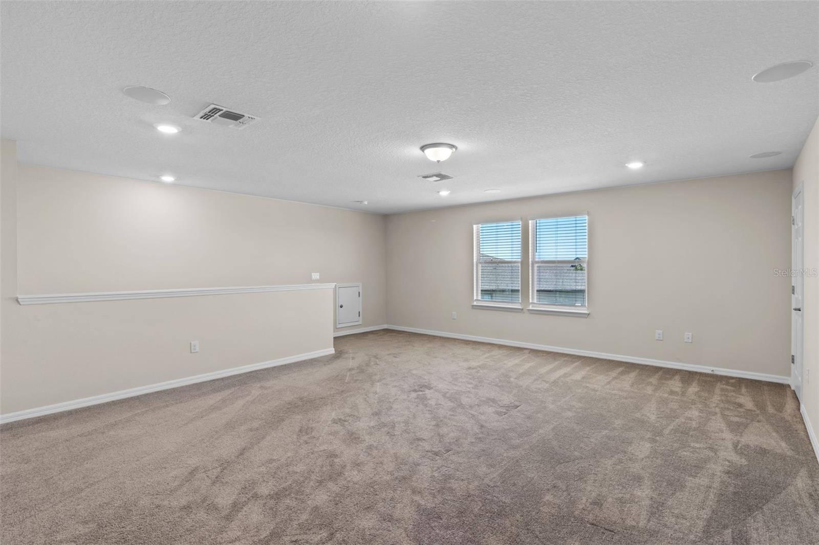 Listing photo id 28 for 13871 Carlow Park Drive