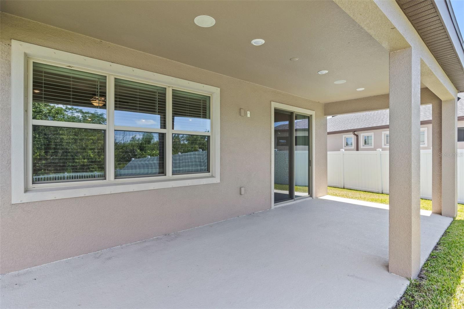 Listing photo id 39 for 13871 Carlow Park Drive