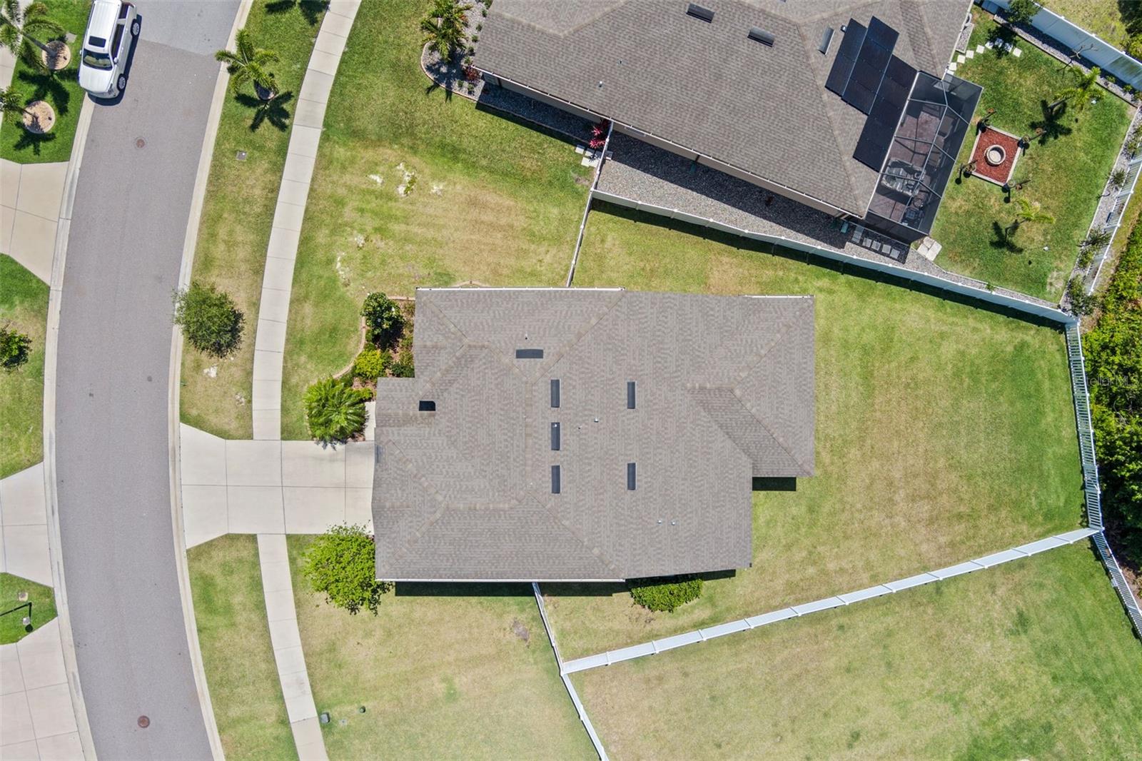 Listing photo id 44 for 13871 Carlow Park Drive