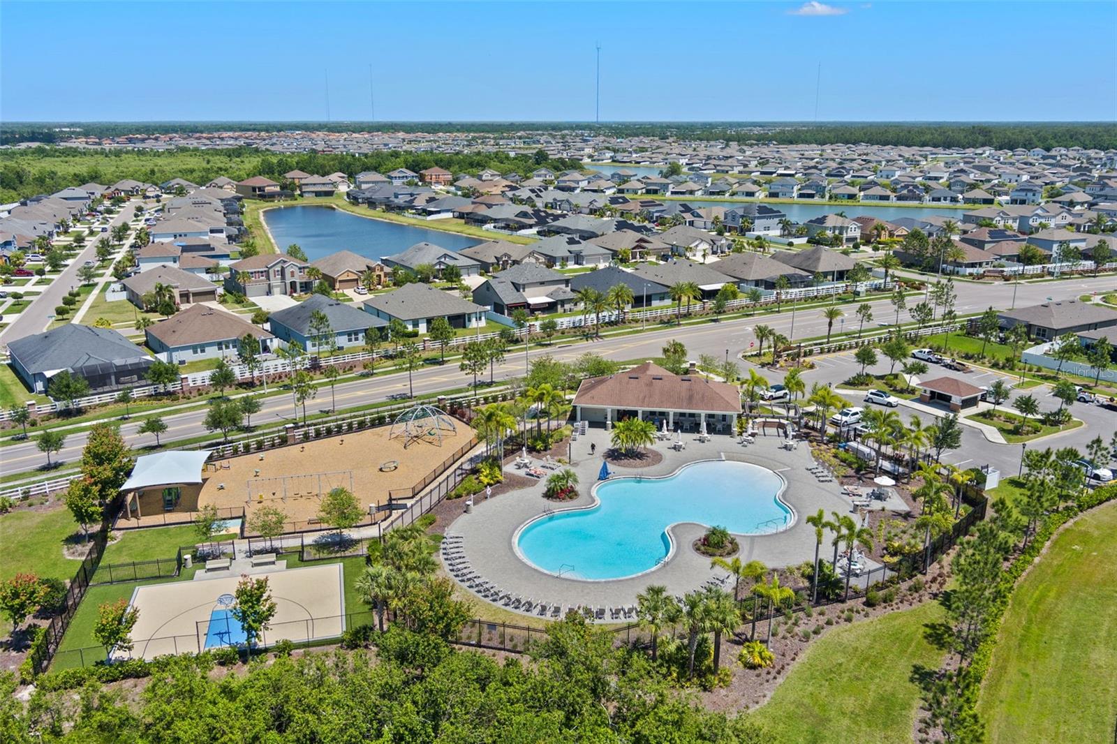 Listing photo id 59 for 13871 Carlow Park Drive