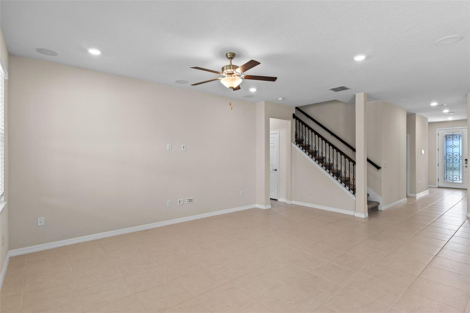 Listing photo id 7 for 13871 Carlow Park Drive