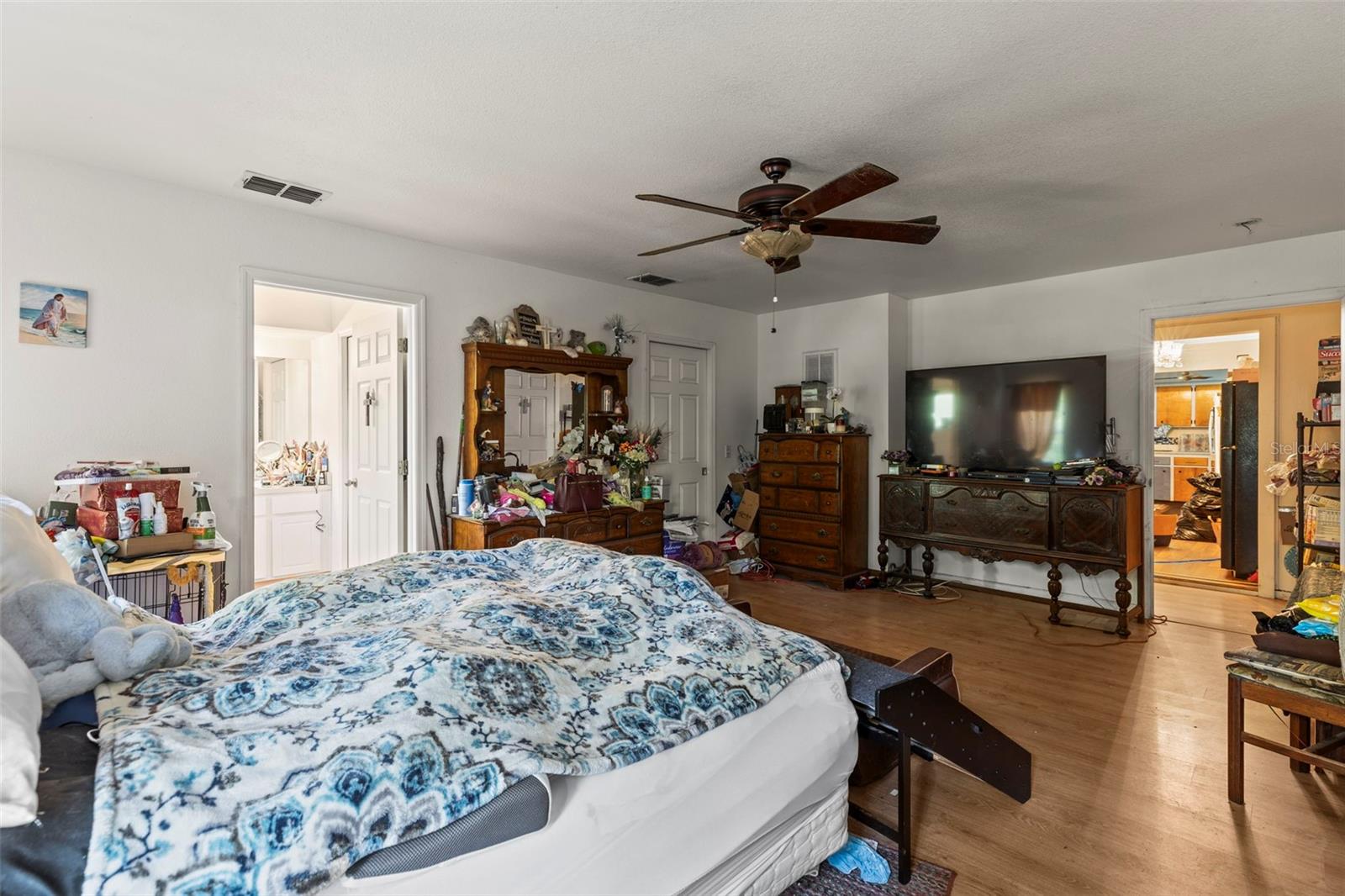 Image 15 of 40 For 29133 Lawton Drive