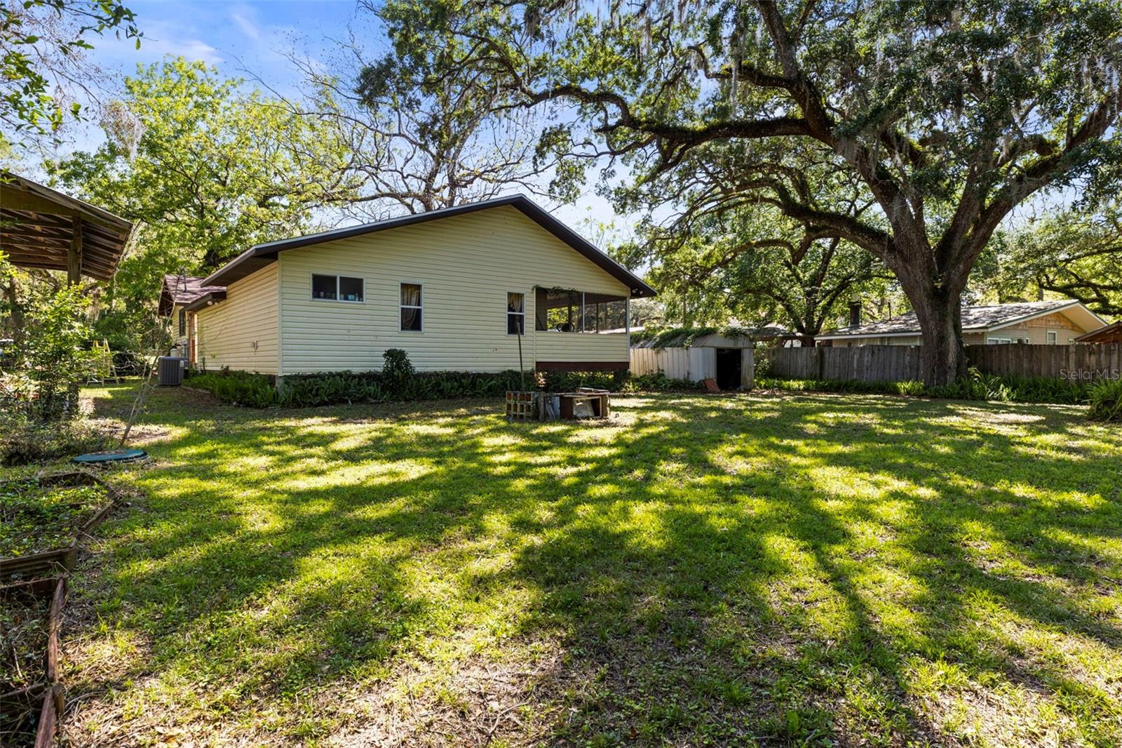 Image 28 of 40 For 29133 Lawton Drive