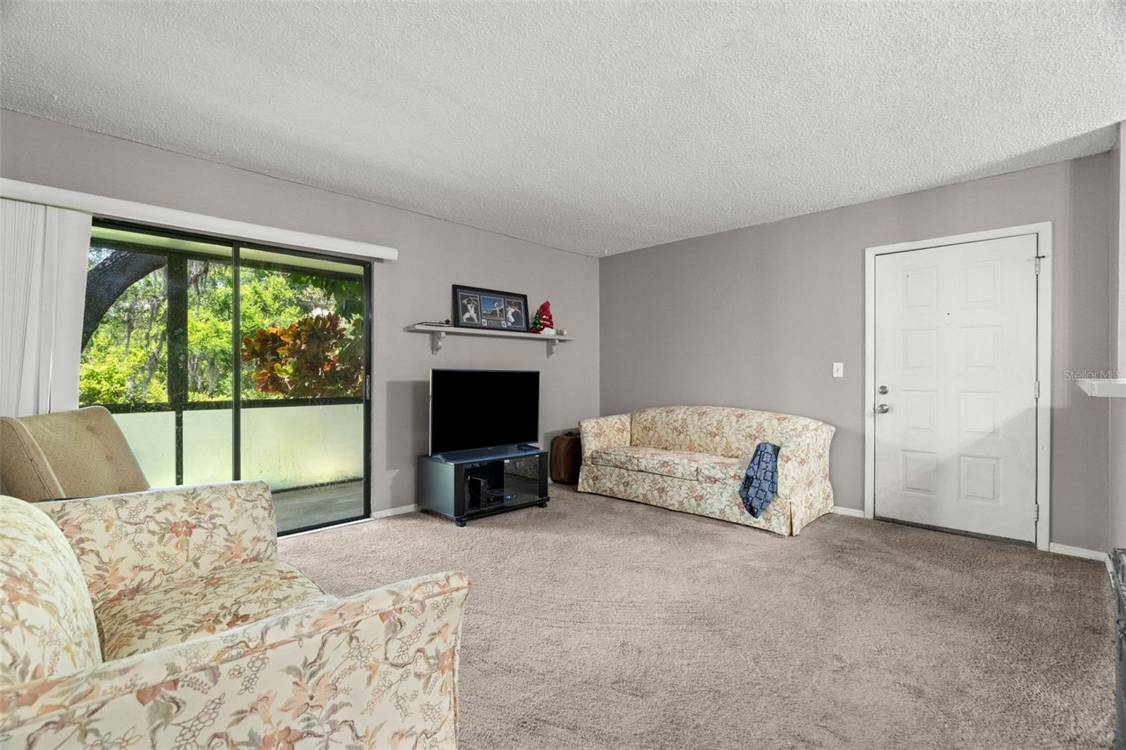 Image 3 of 25 For 3241 Fox Chase Circle N 106