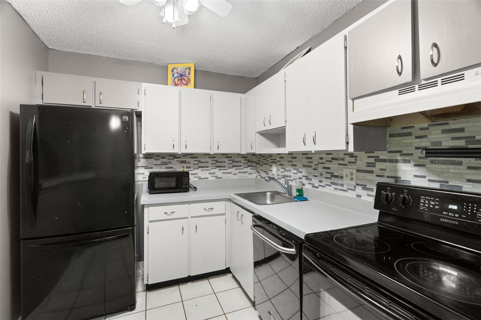Image 9 of 25 For 3241 Fox Chase Circle N 106