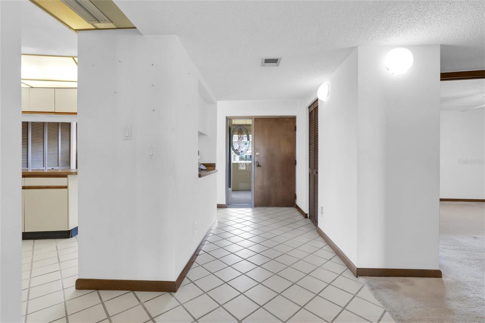 Image 4 of 36 For 4450 Gulf Boulevard 114