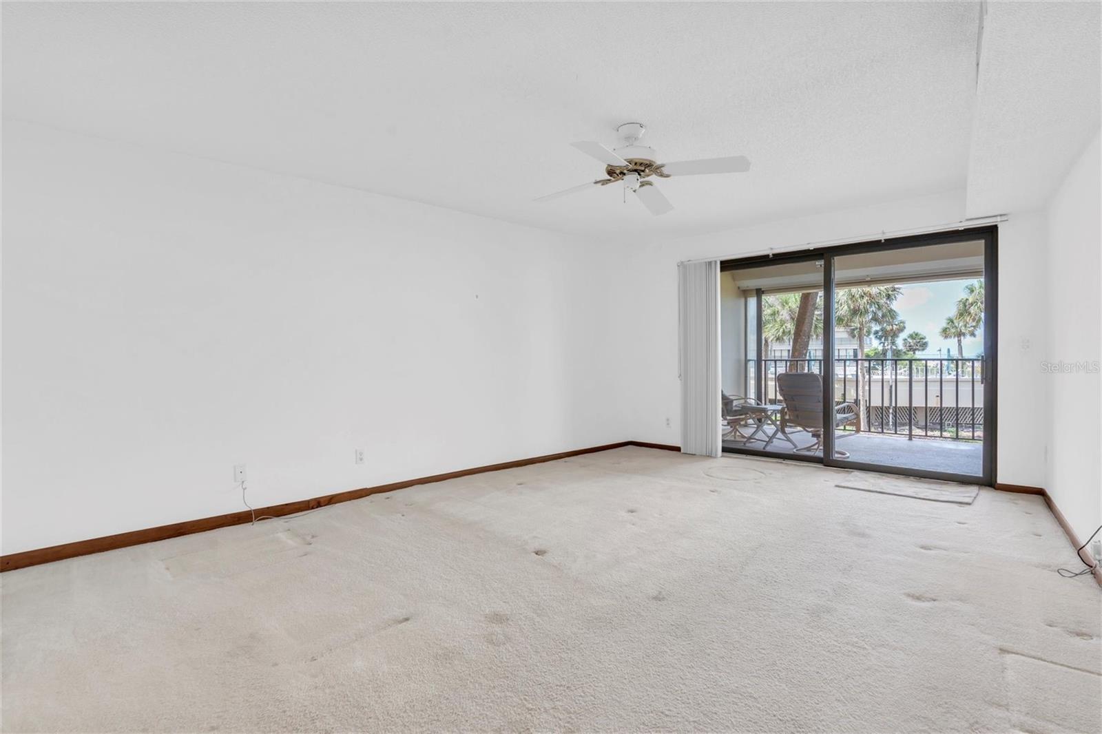 Image 8 of 36 For 4450 Gulf Boulevard 114