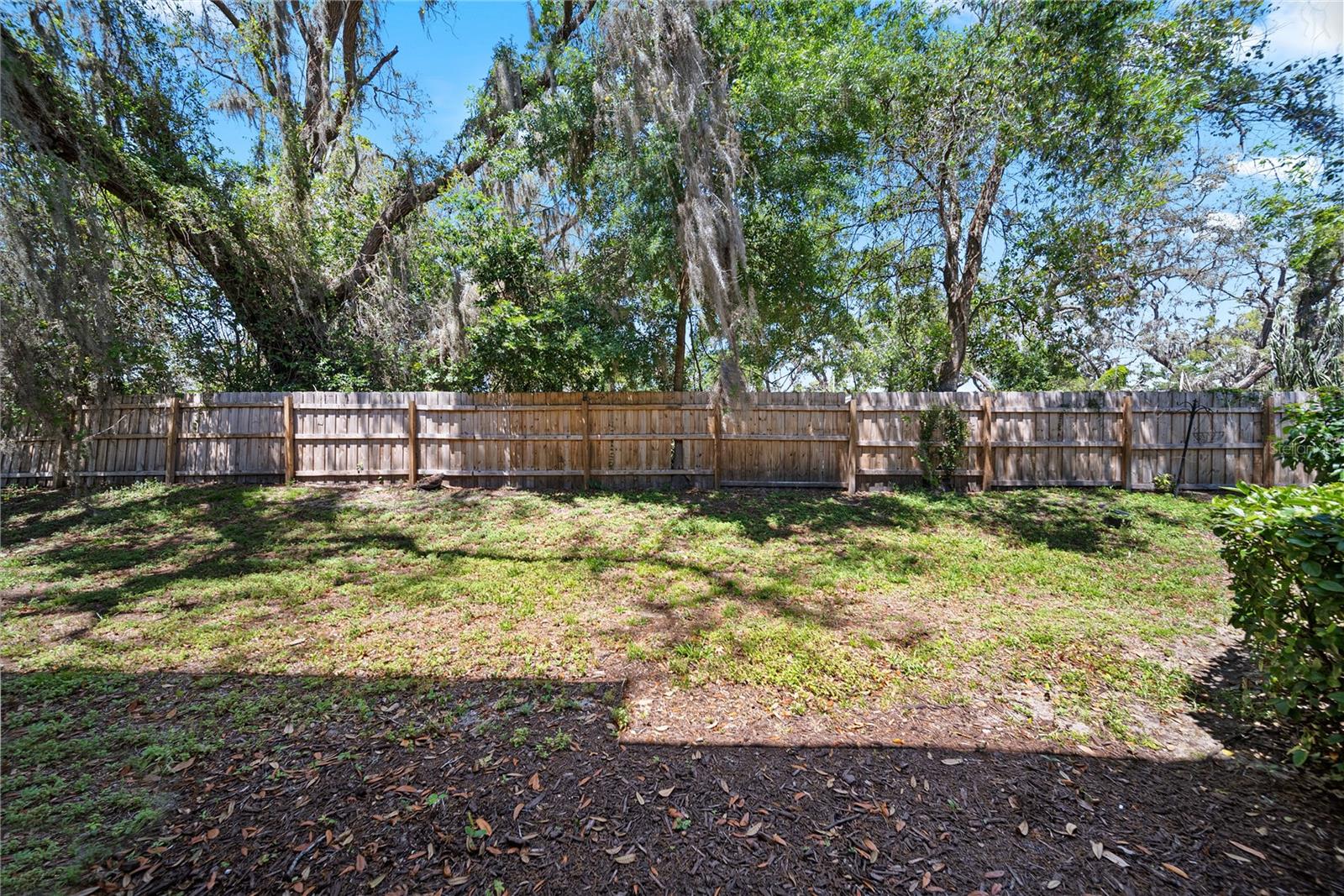 Image 28 of 31 For 9942 Ashburn Lake Drive