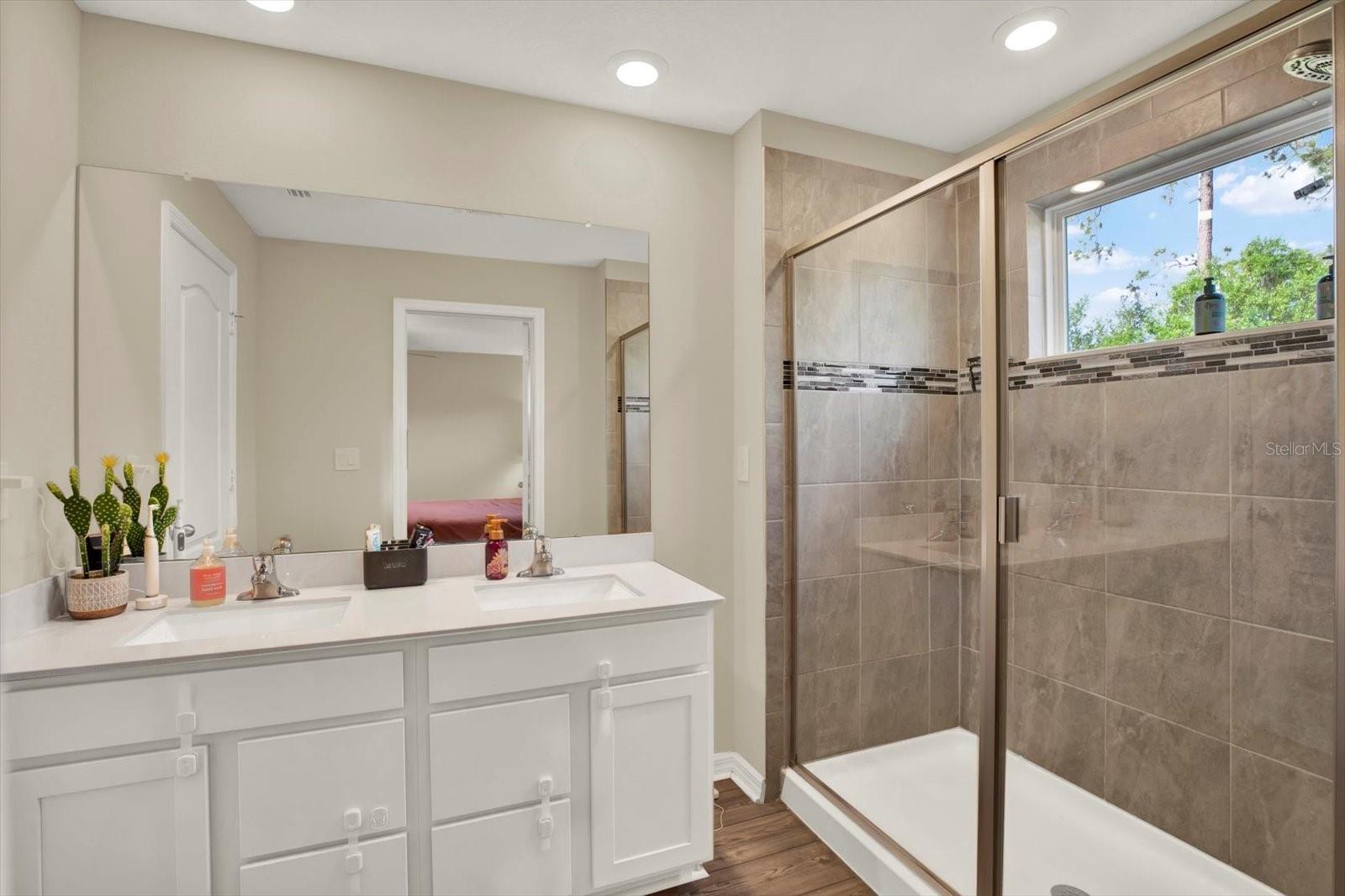 Image 16 of 37 For 11443 Cay Spruce Way