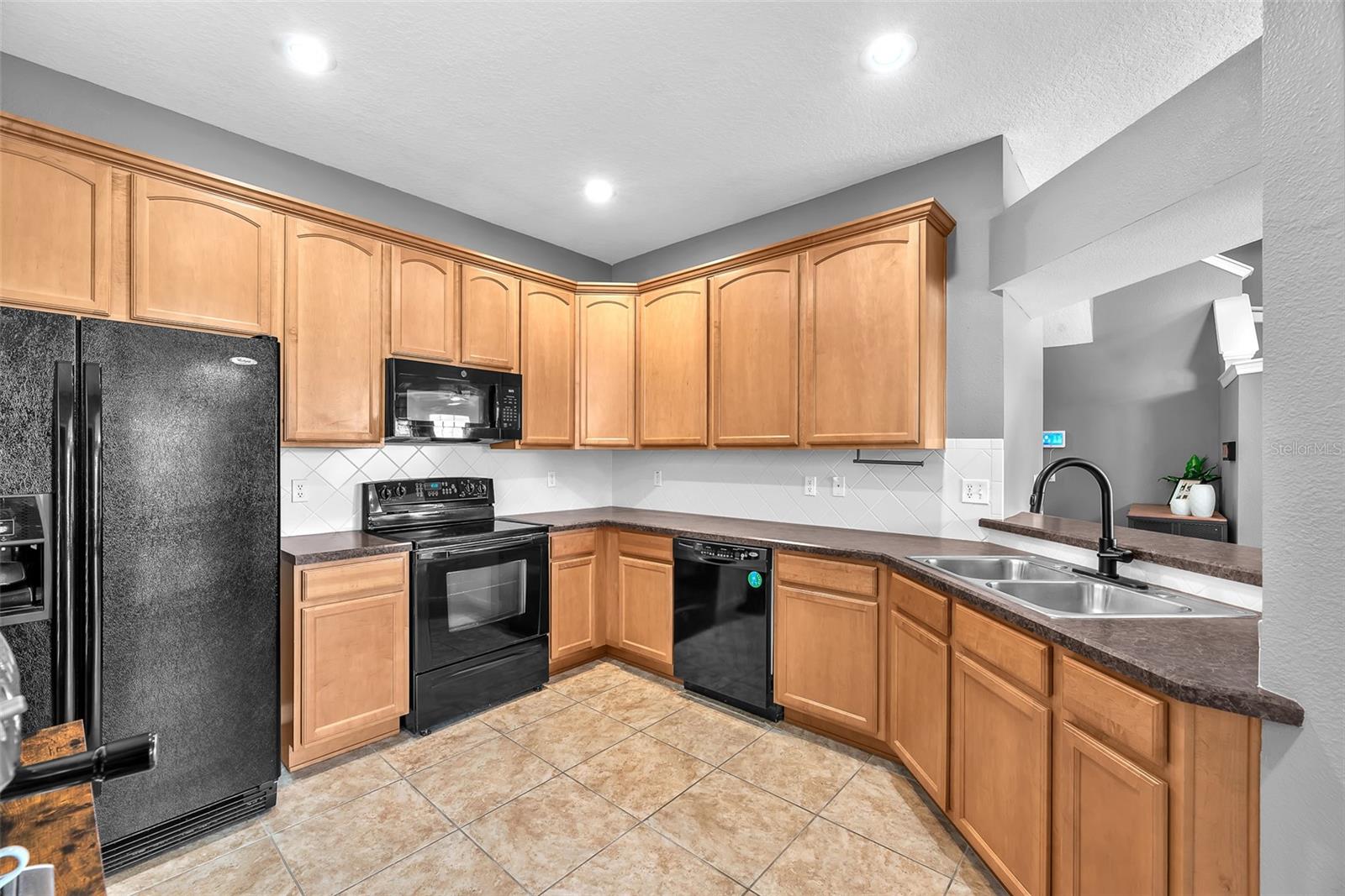 Image 12 of 25 For 6851 Breezy Palm Drive