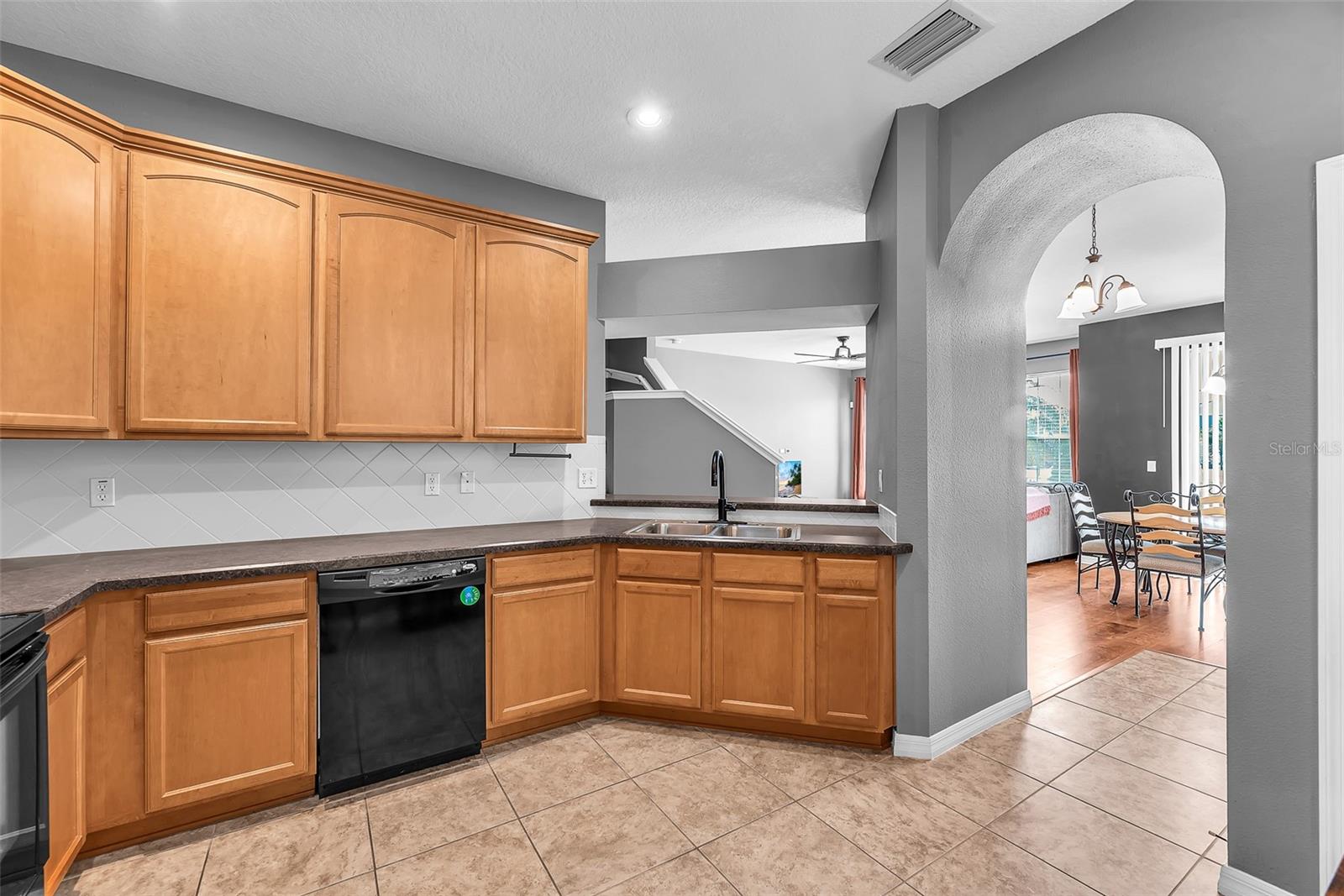 Image 13 of 25 For 6851 Breezy Palm Drive