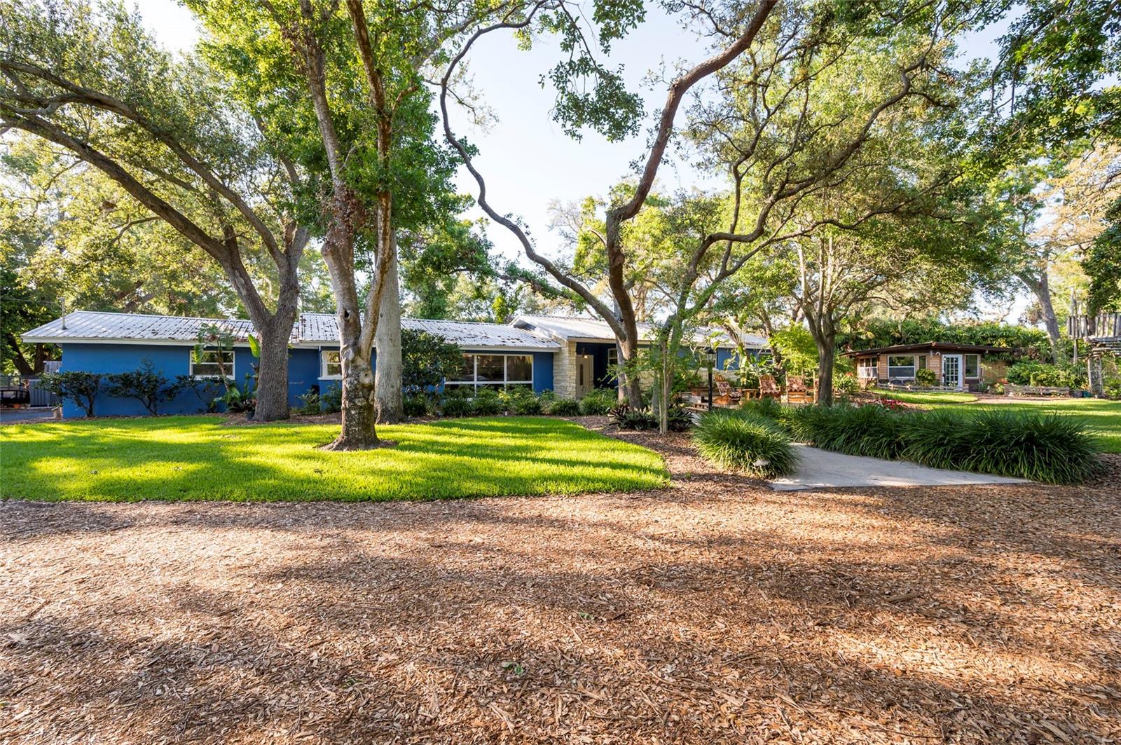 Image 17 of 83 For 1880 Belleair Road