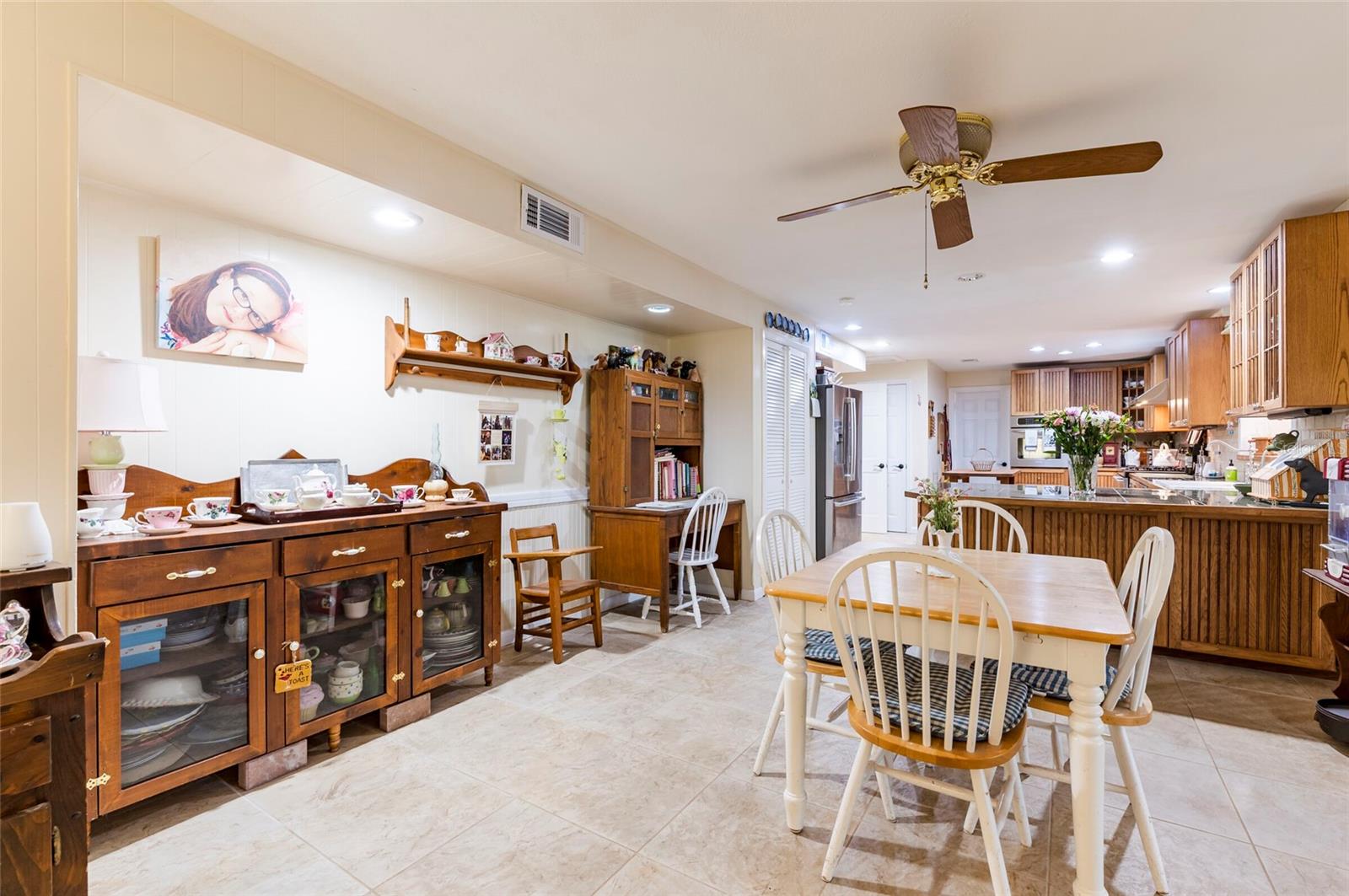 Image 34 of 83 For 1880 Belleair Road