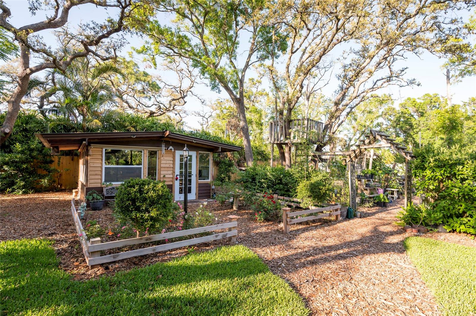 Image 57 of 83 For 1880 Belleair Road