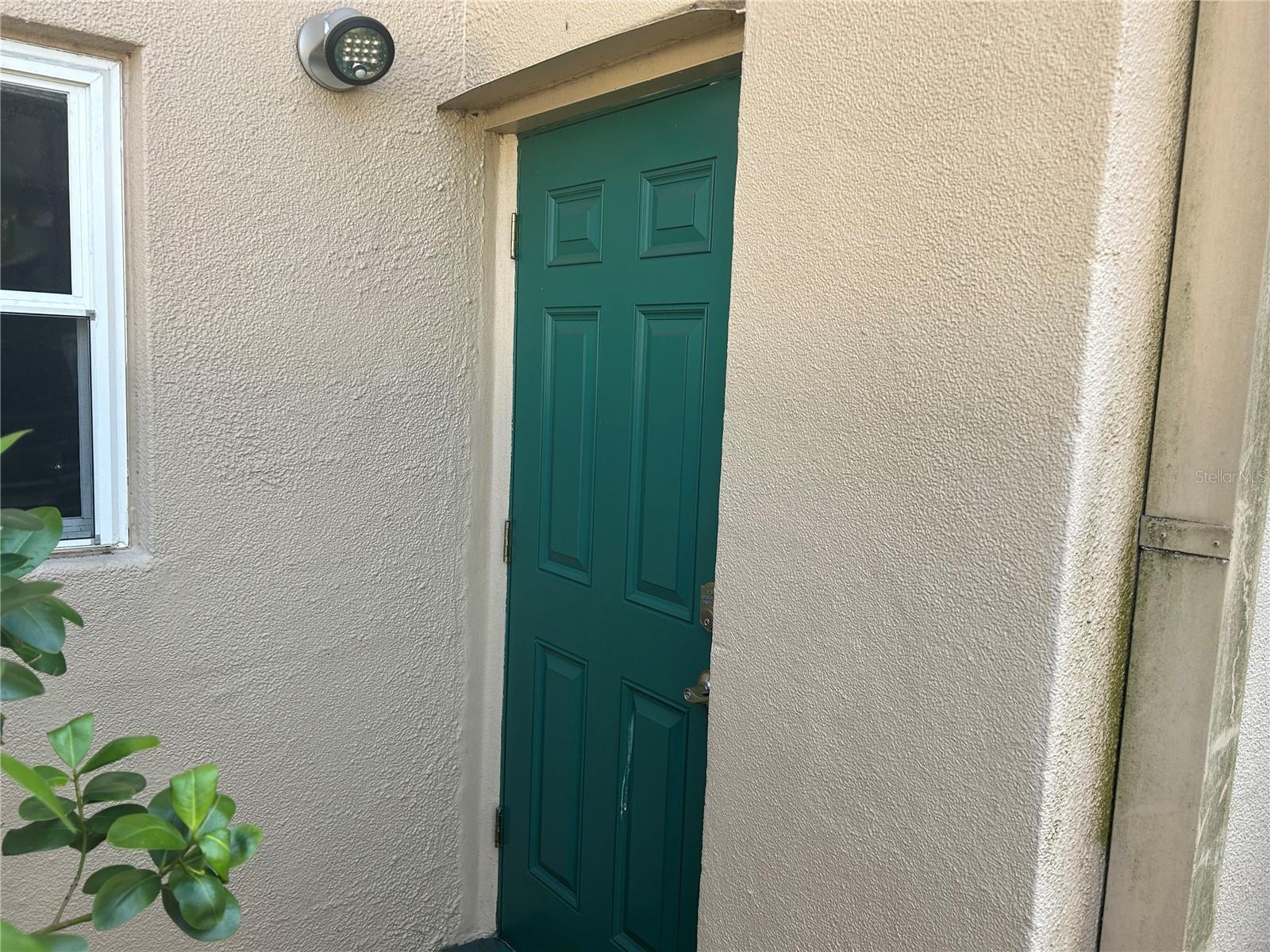 Image 13 of 20 For 445 32nd Avenue N E109