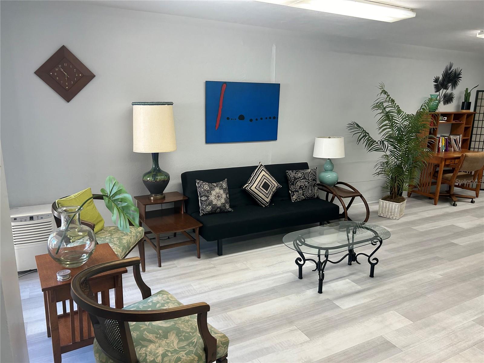 Image 19 of 20 For 445 32nd Avenue N E109