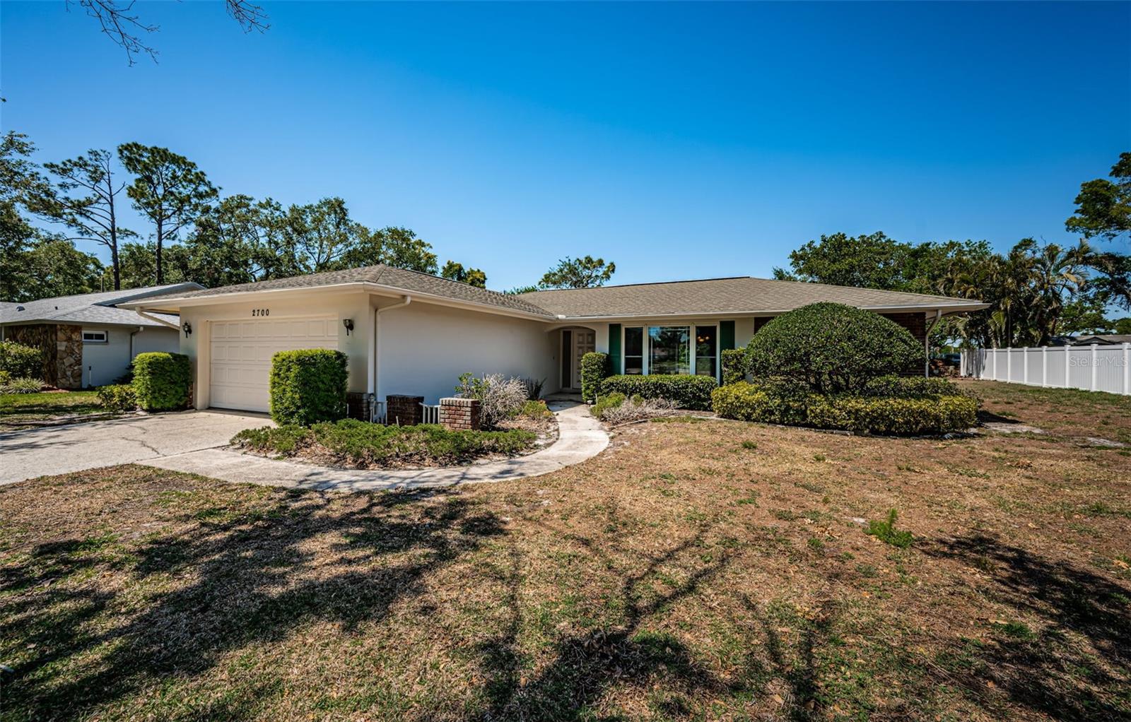 Image 11 of 72 For 2700 Westchester Drive N