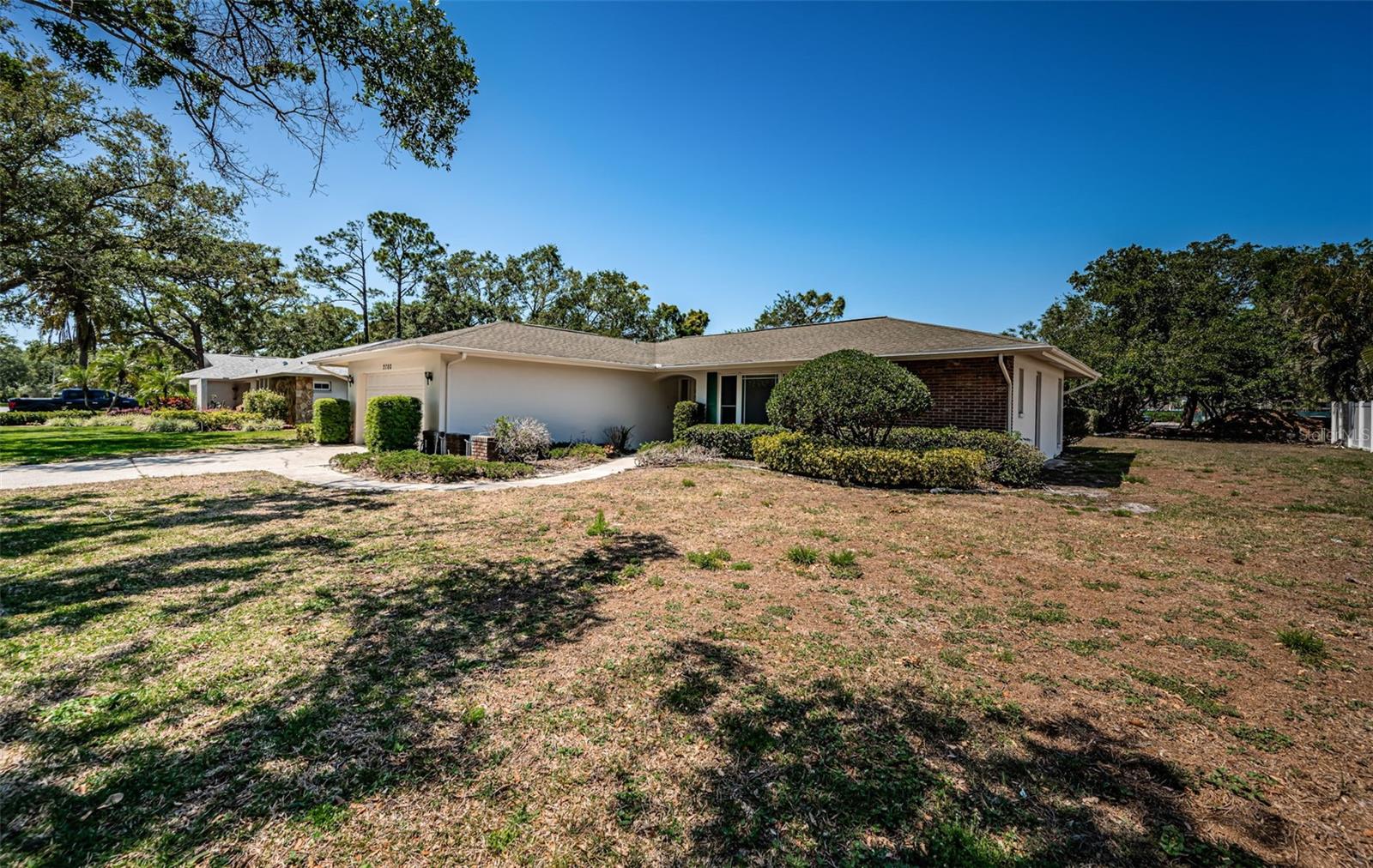 Image 15 of 72 For 2700 Westchester Drive N