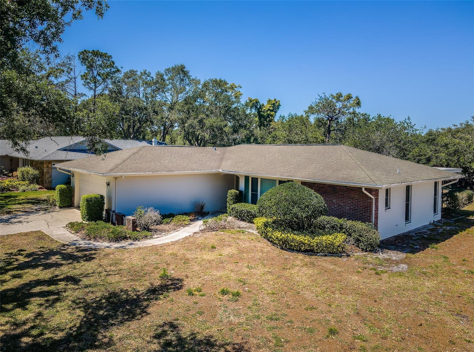 Image 3 of 72 For 2700 Westchester Drive N