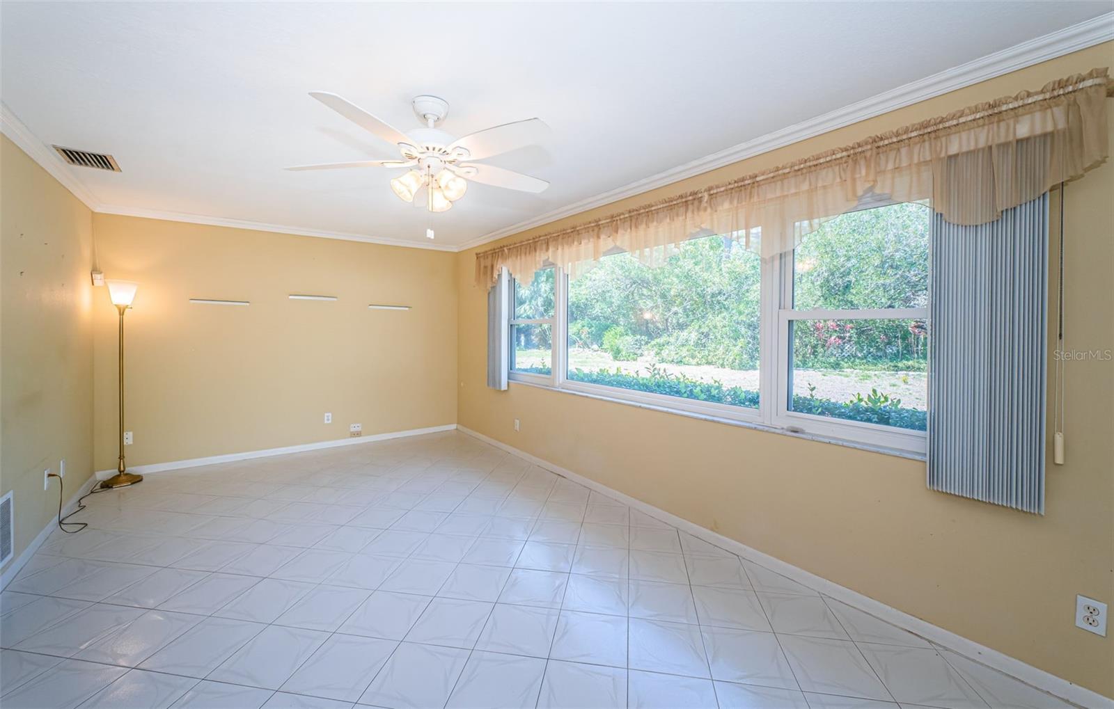 Image 33 of 72 For 2700 Westchester Drive N