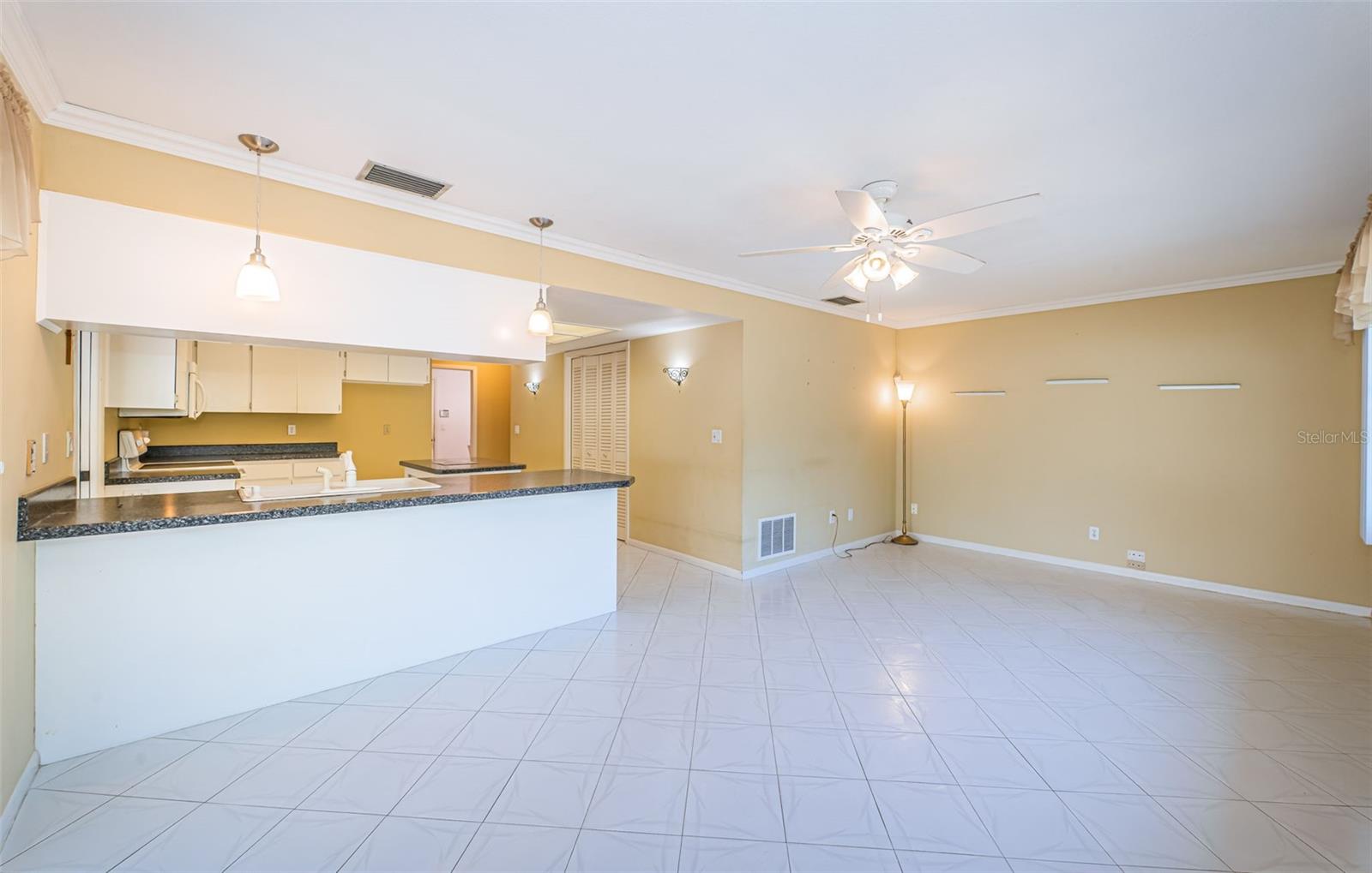 Image 34 of 72 For 2700 Westchester Drive N