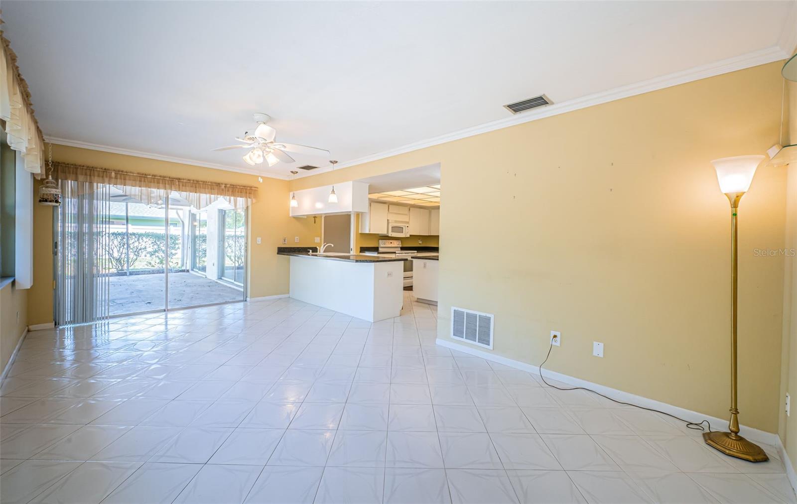 Image 35 of 72 For 2700 Westchester Drive N