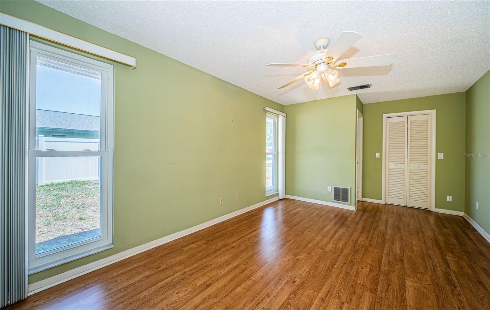 Image 36 of 72 For 2700 Westchester Drive N