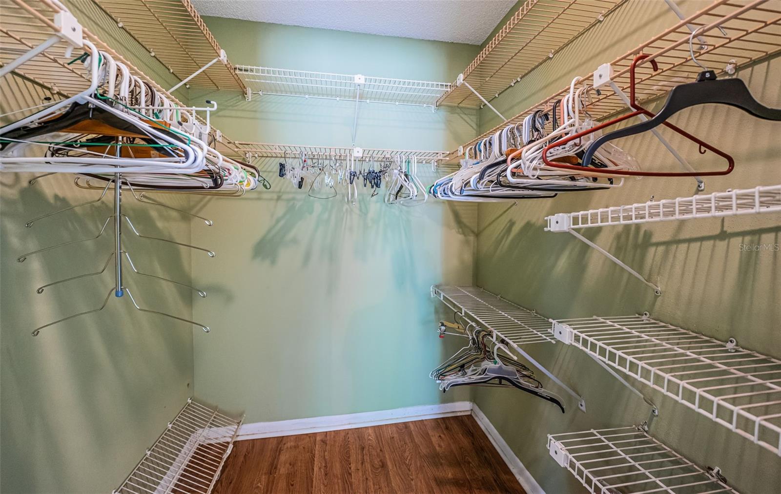 Image 39 of 72 For 2700 Westchester Drive N