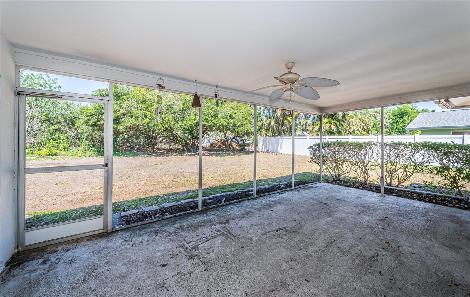 Image 44 of 72 For 2700 Westchester Drive N