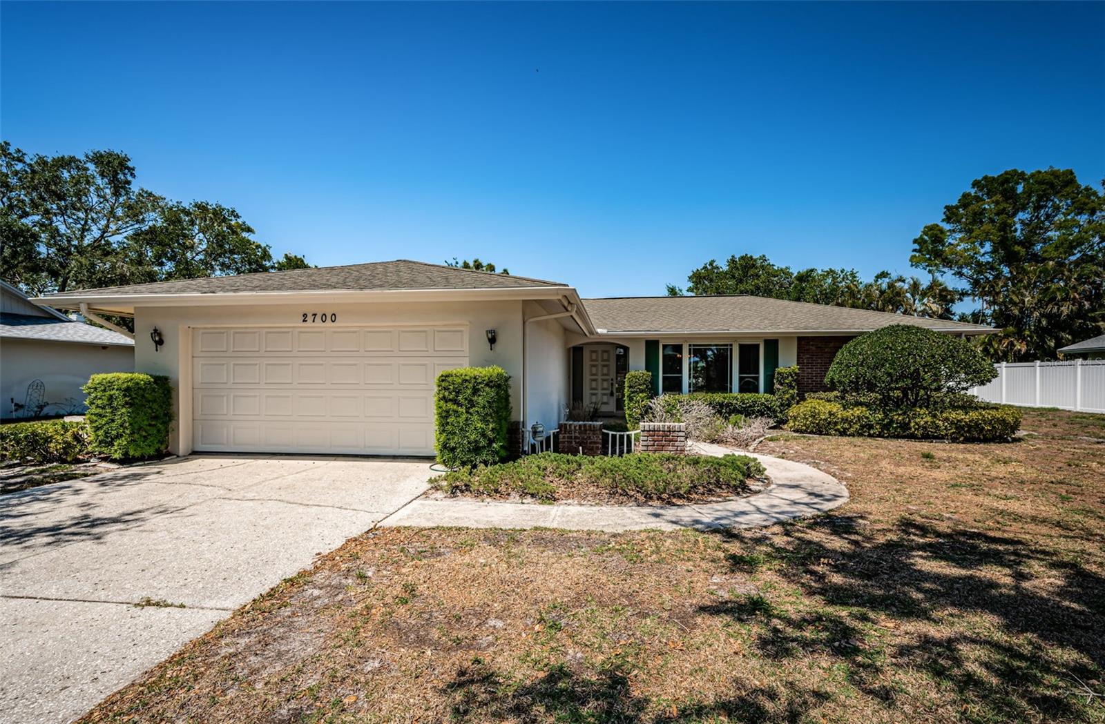 Image 5 of 72 For 2700 Westchester Drive N