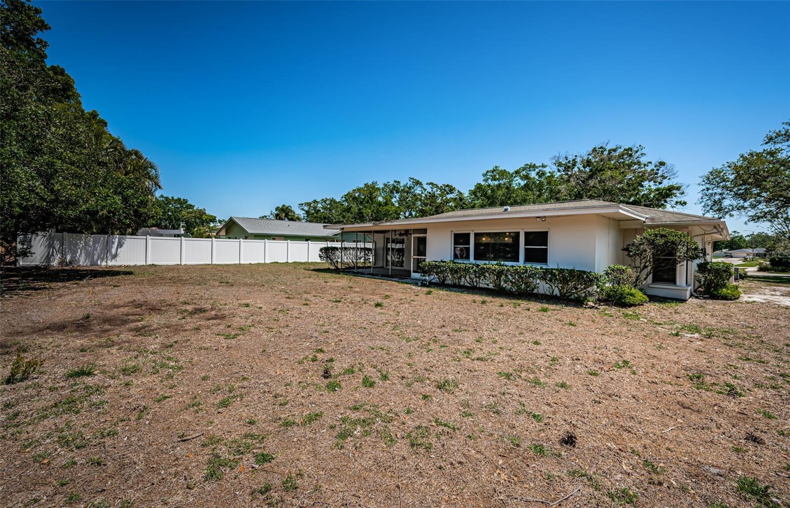 Image 55 of 72 For 2700 Westchester Drive N