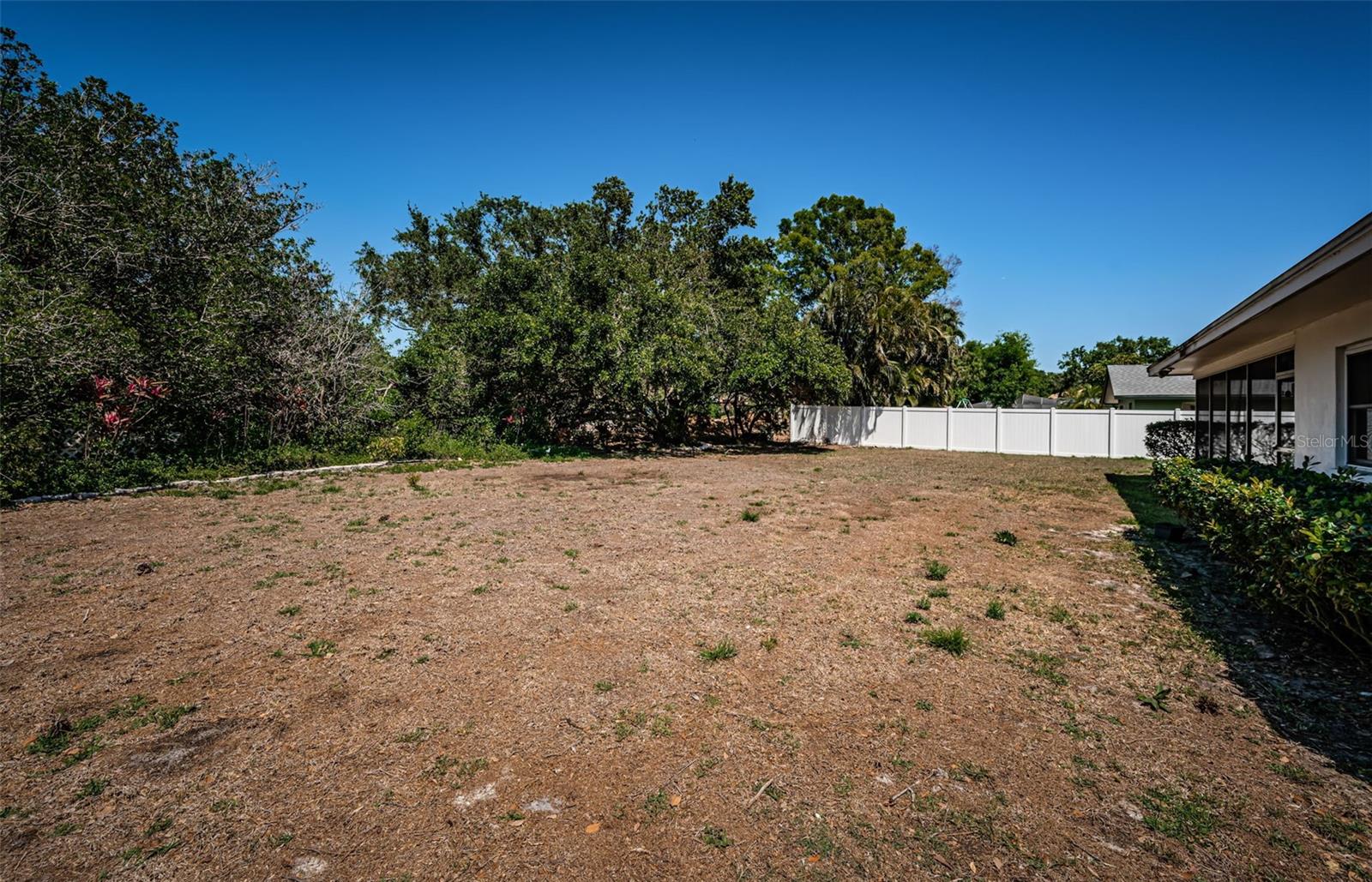 Image 57 of 72 For 2700 Westchester Drive N