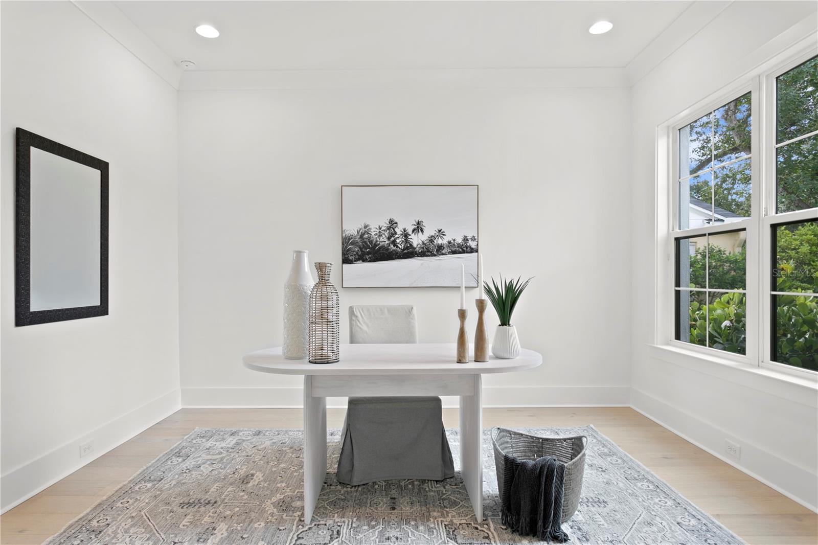 Image 11 of 29 For 3910 San Carlos Street