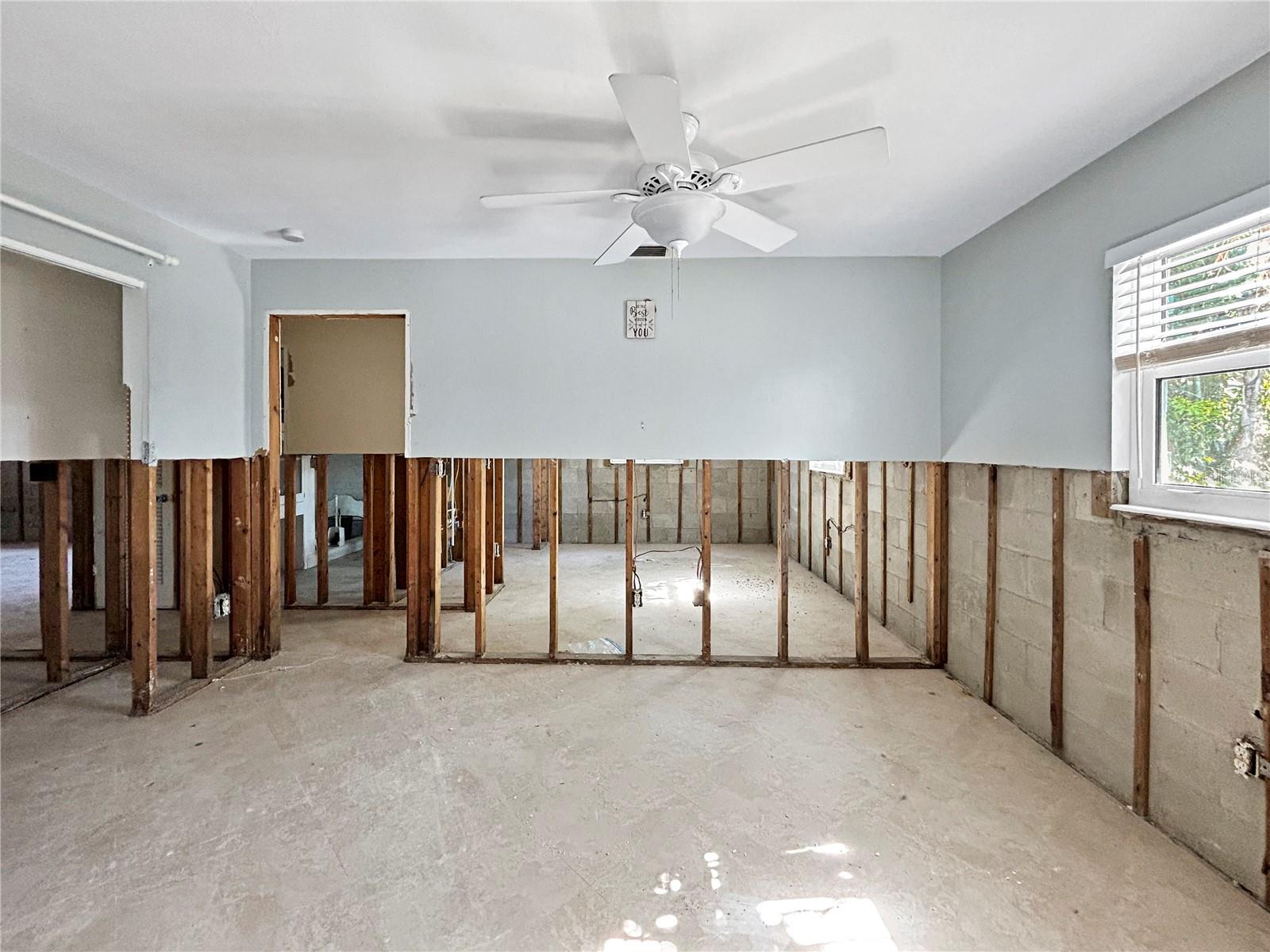 Image 15 of 42 For 1214 Bay Shore Boulevard