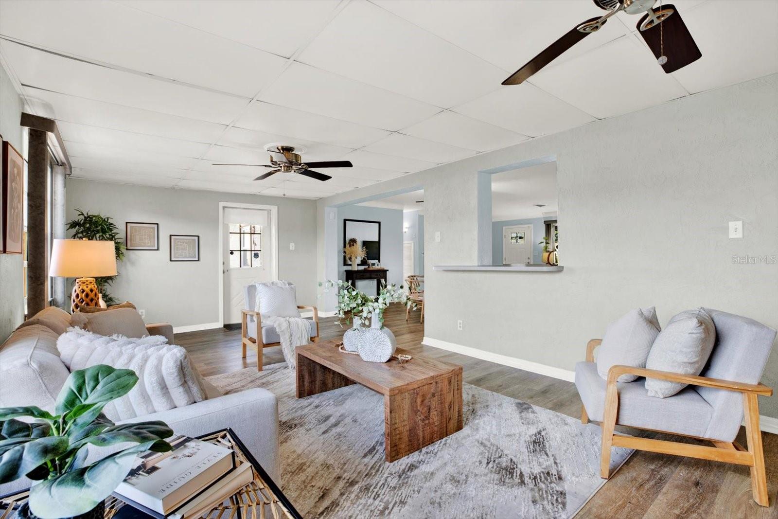 Image 12 of 20 For 6125 37th Avenue N