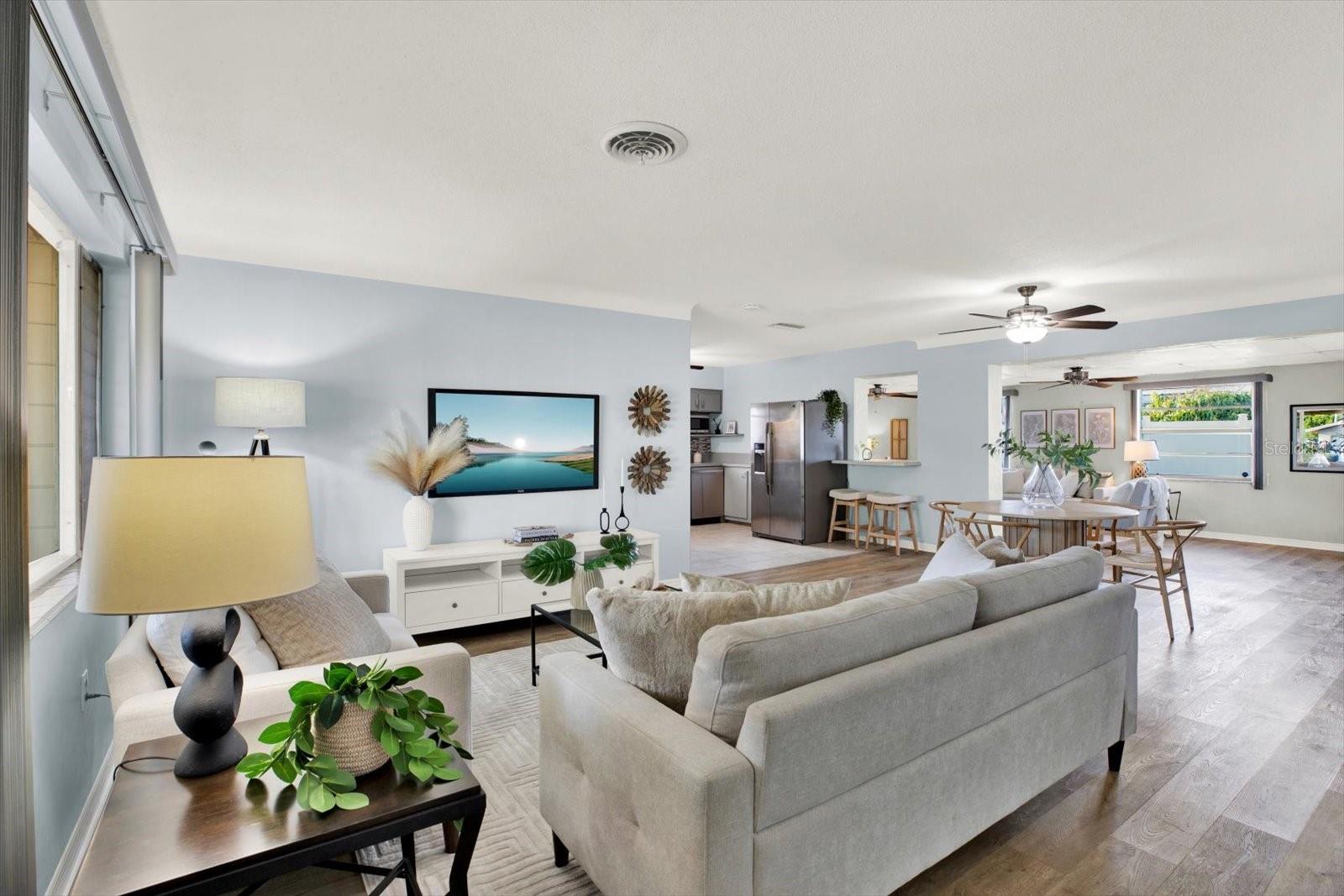 Image 7 of 20 For 6125 37th Avenue N
