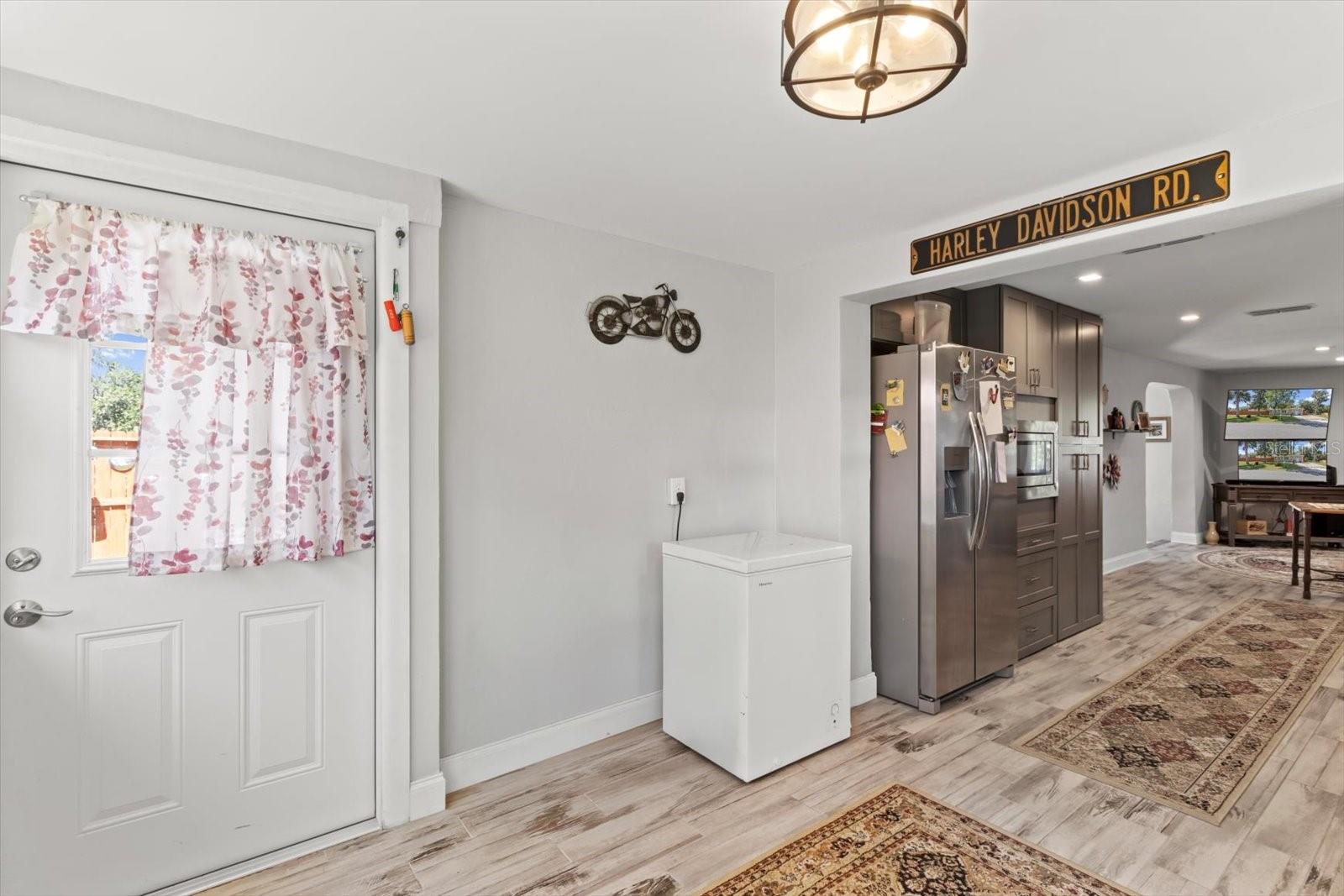 Image 19 of 42 For 6264 Arter Street