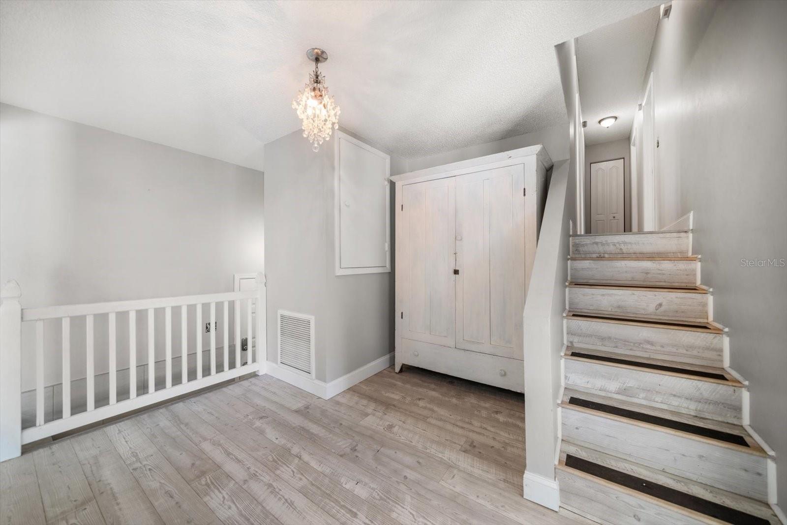 Image 19 of 41 For 11459 61st Street N
