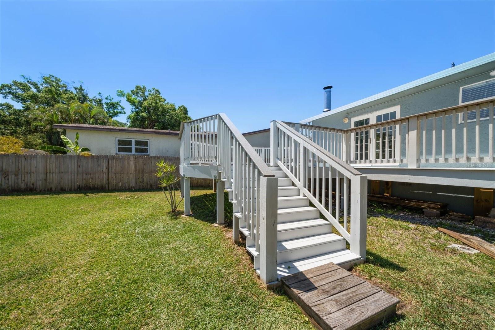 Image 33 of 41 For 11459 61st Street N