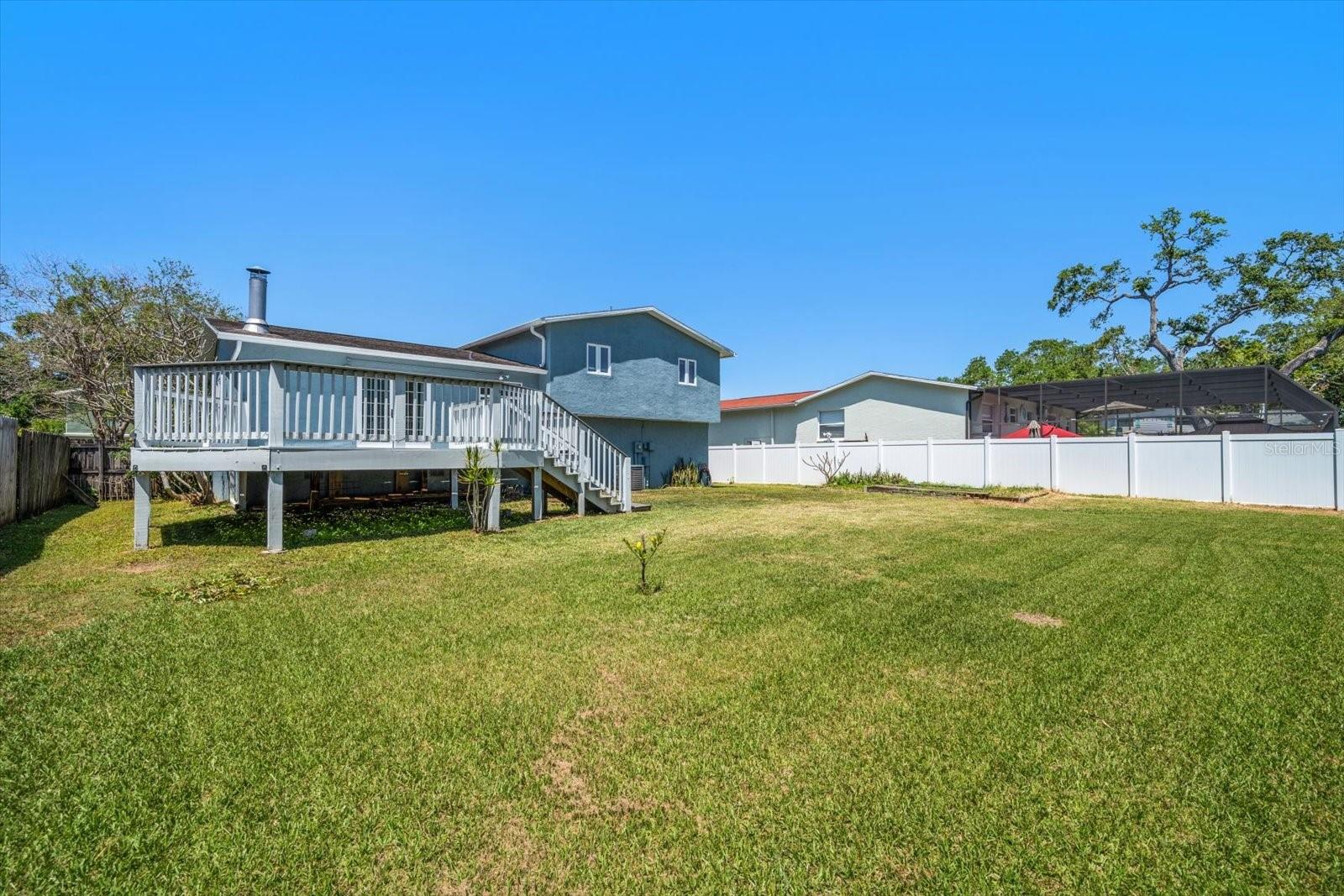 Image 34 of 41 For 11459 61st Street N