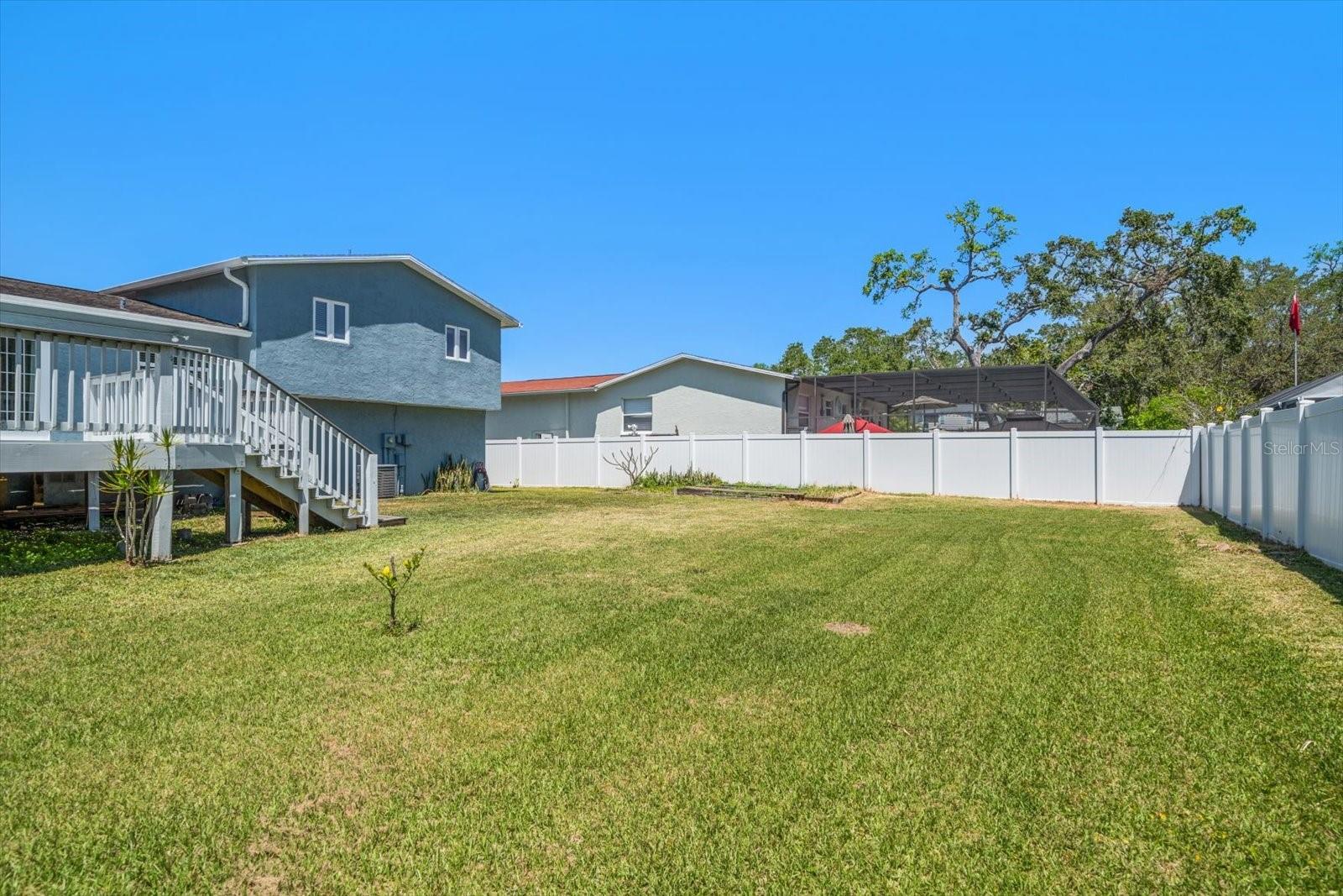 Image 7 of 41 For 11459 61st Street N