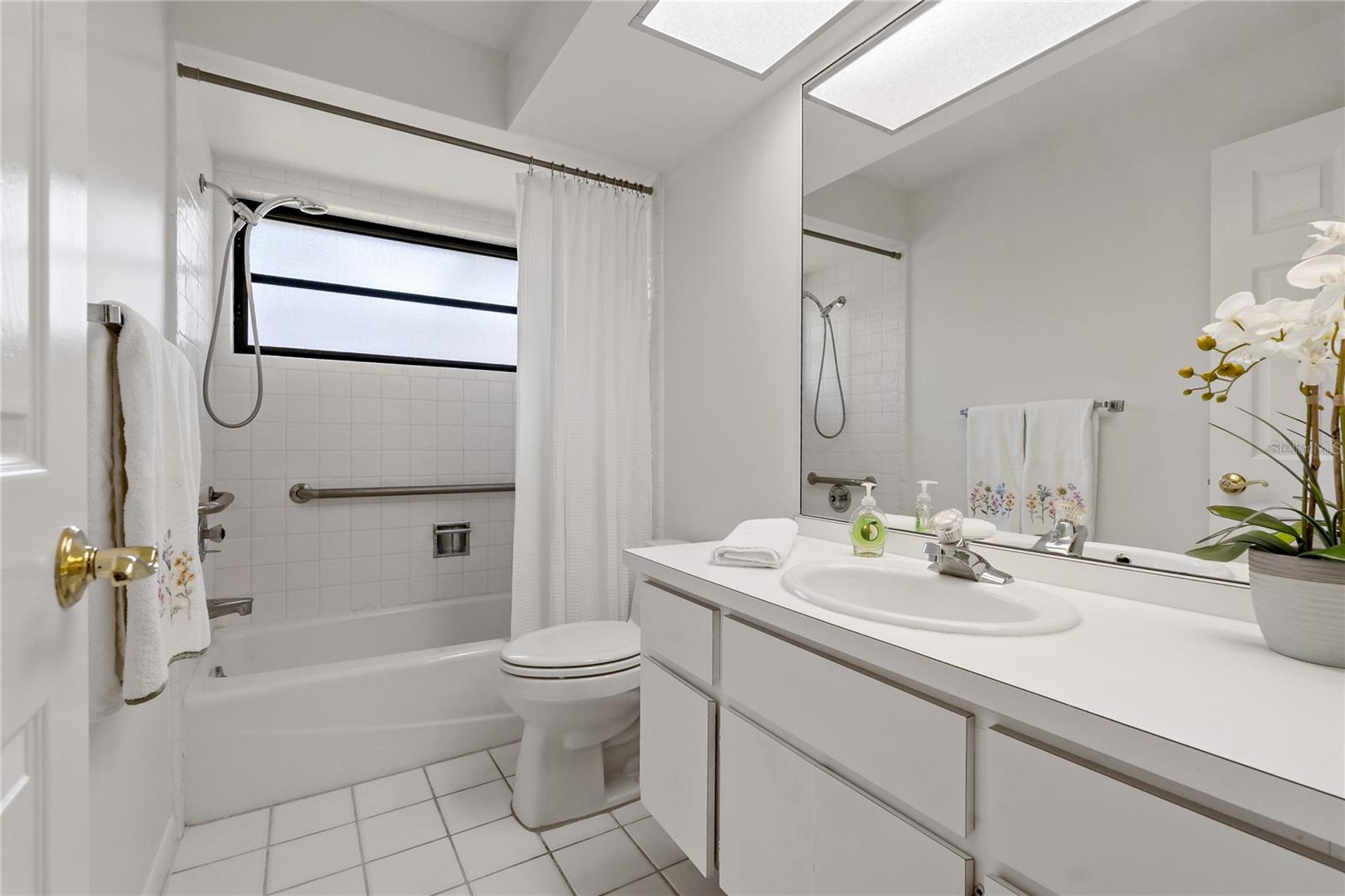 Image 32 of 64 For 785 Hickory Lane