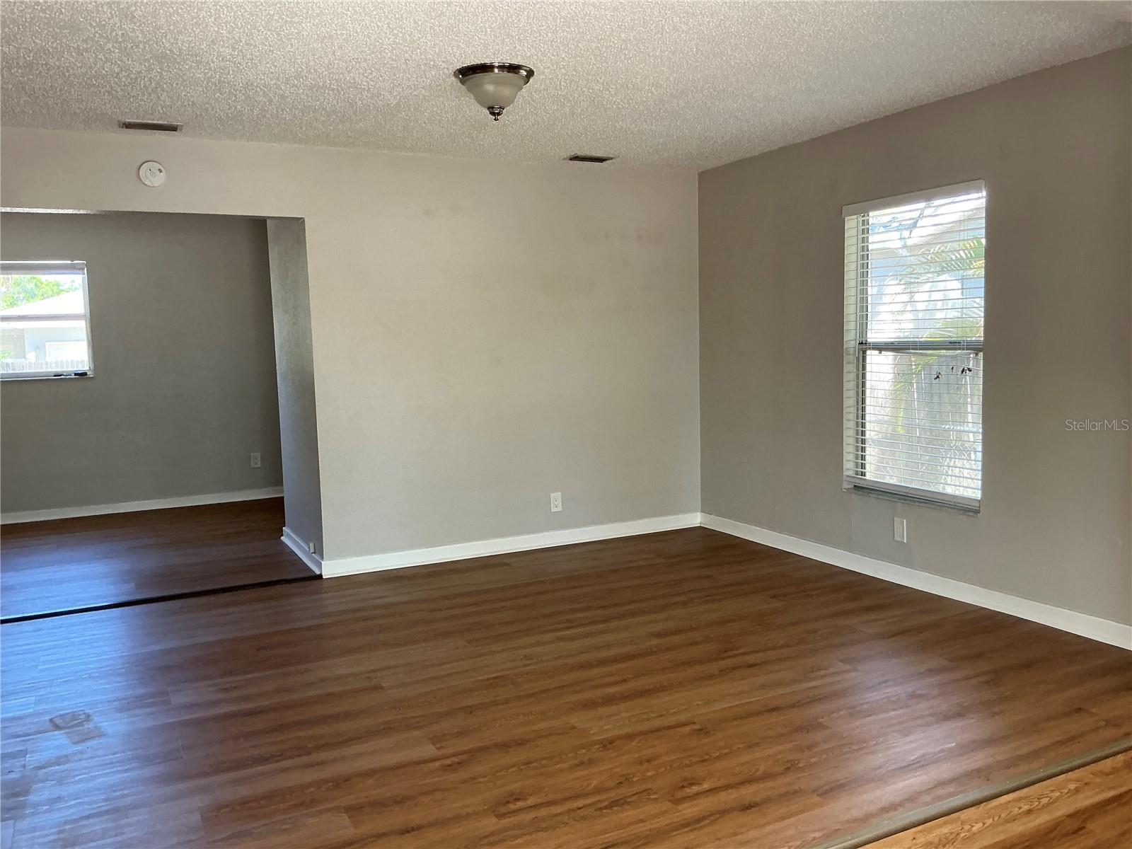 Image 5 of 22 For 3919 1st Avenue N