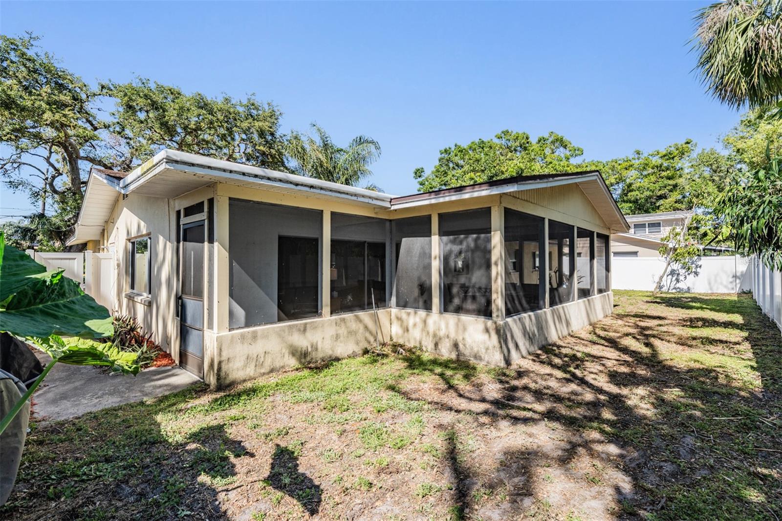 Image 24 of 30 For 3079 Kapok Kove Drive